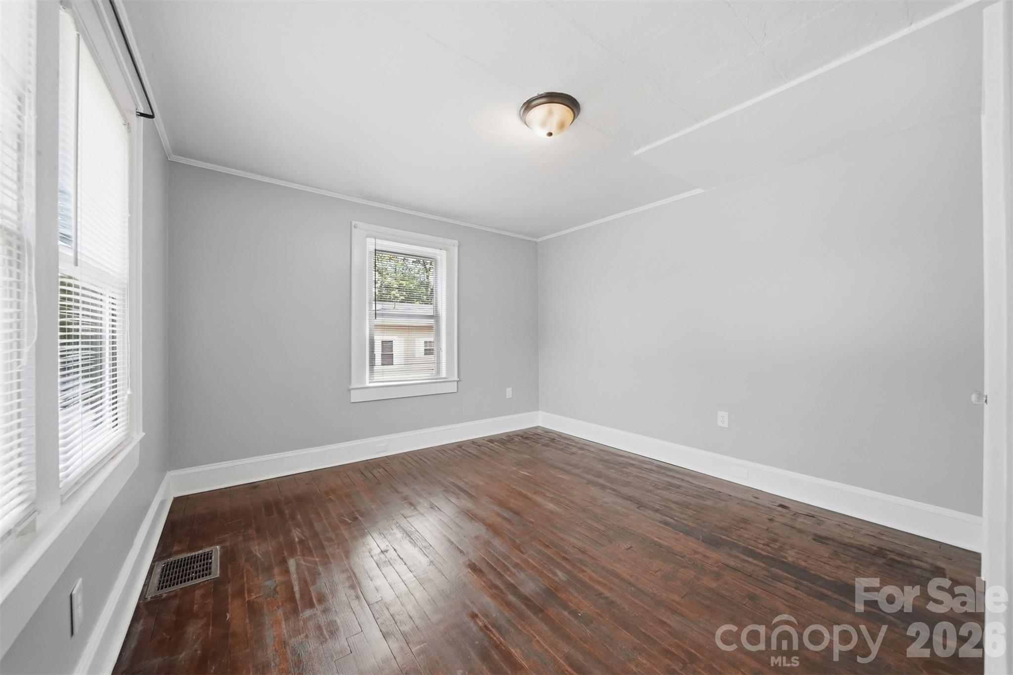 210 Valdese Drive — Morganton