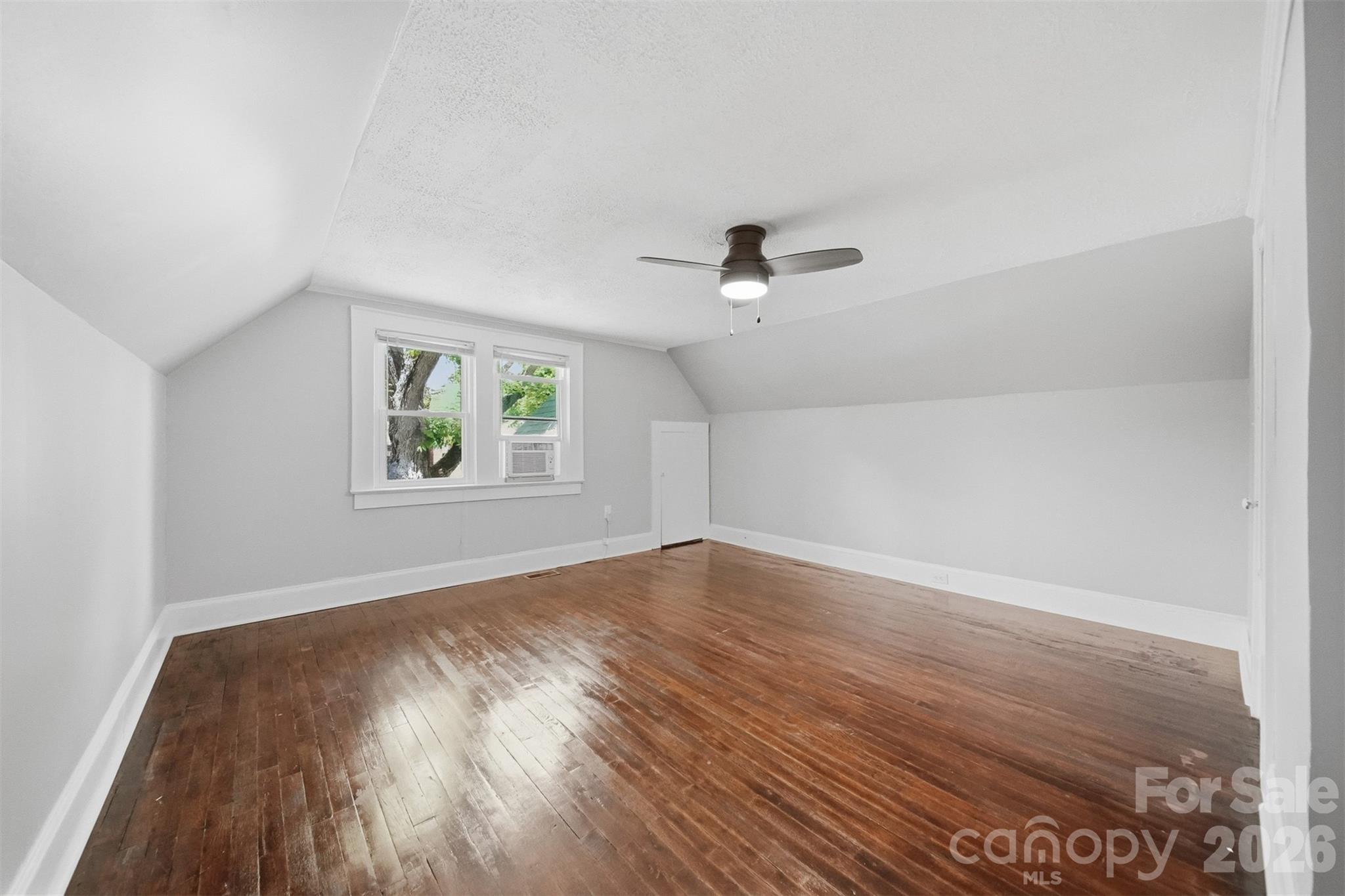 210 Valdese Drive — Morganton