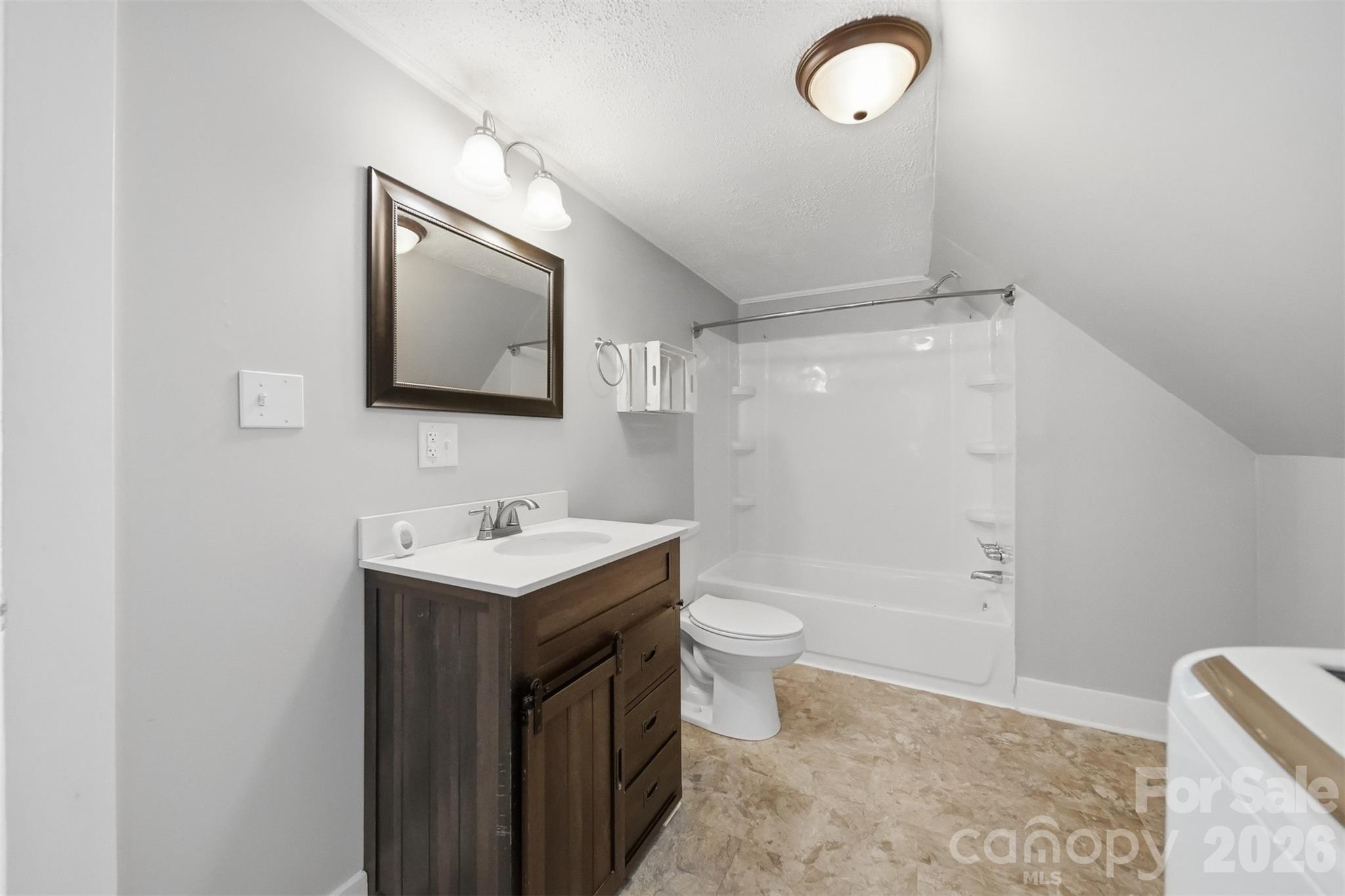 210 Valdese Drive — Morganton