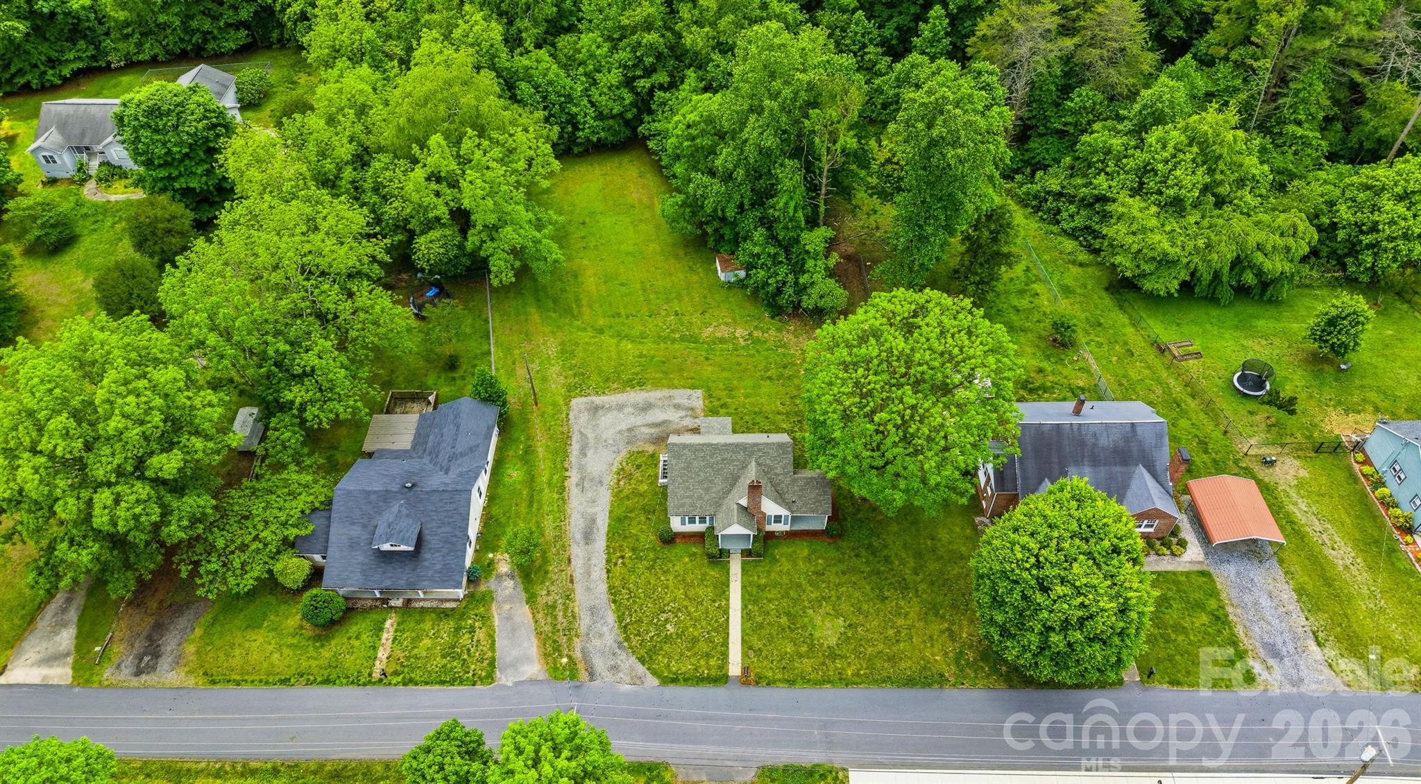 210 Valdese Drive — Morganton