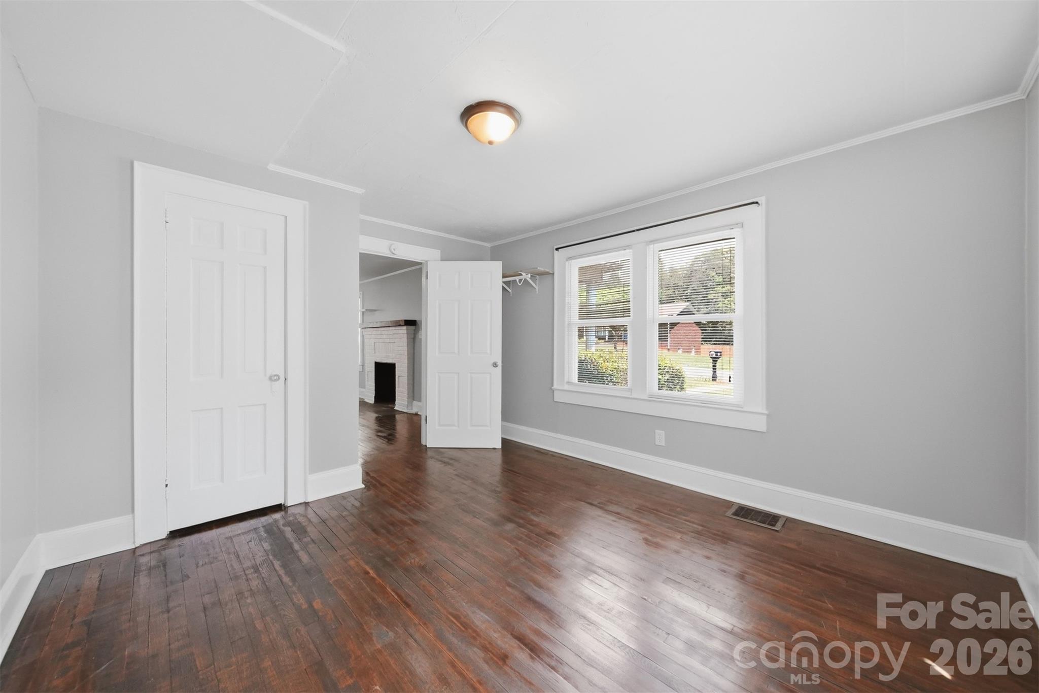 210 Valdese Drive — Morganton