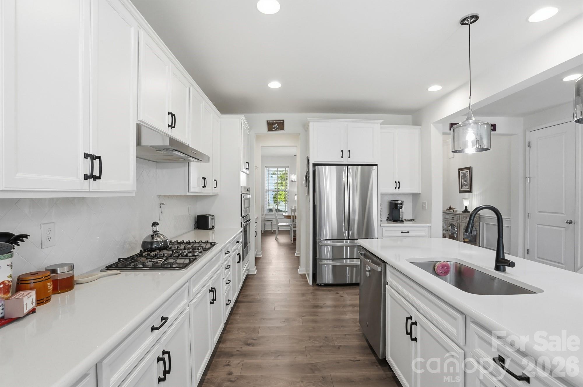 7924 Creek Park Drive — Denver