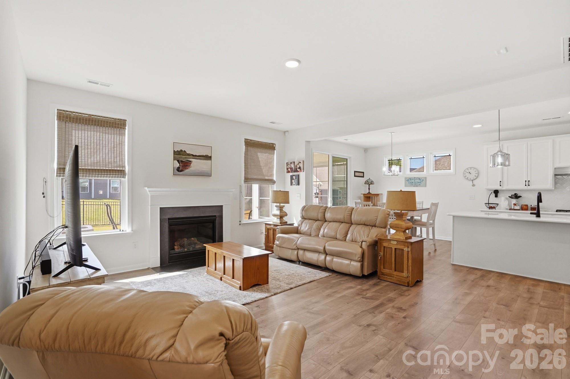 7924 Creek Park Drive — Denver