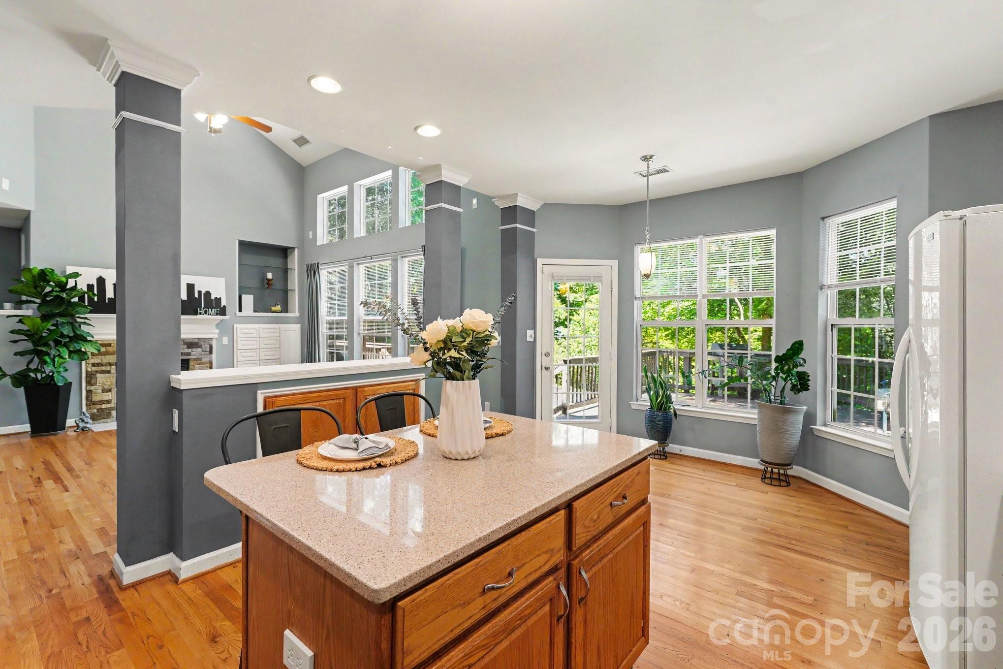 5604 Edgeweir Court — Charlotte