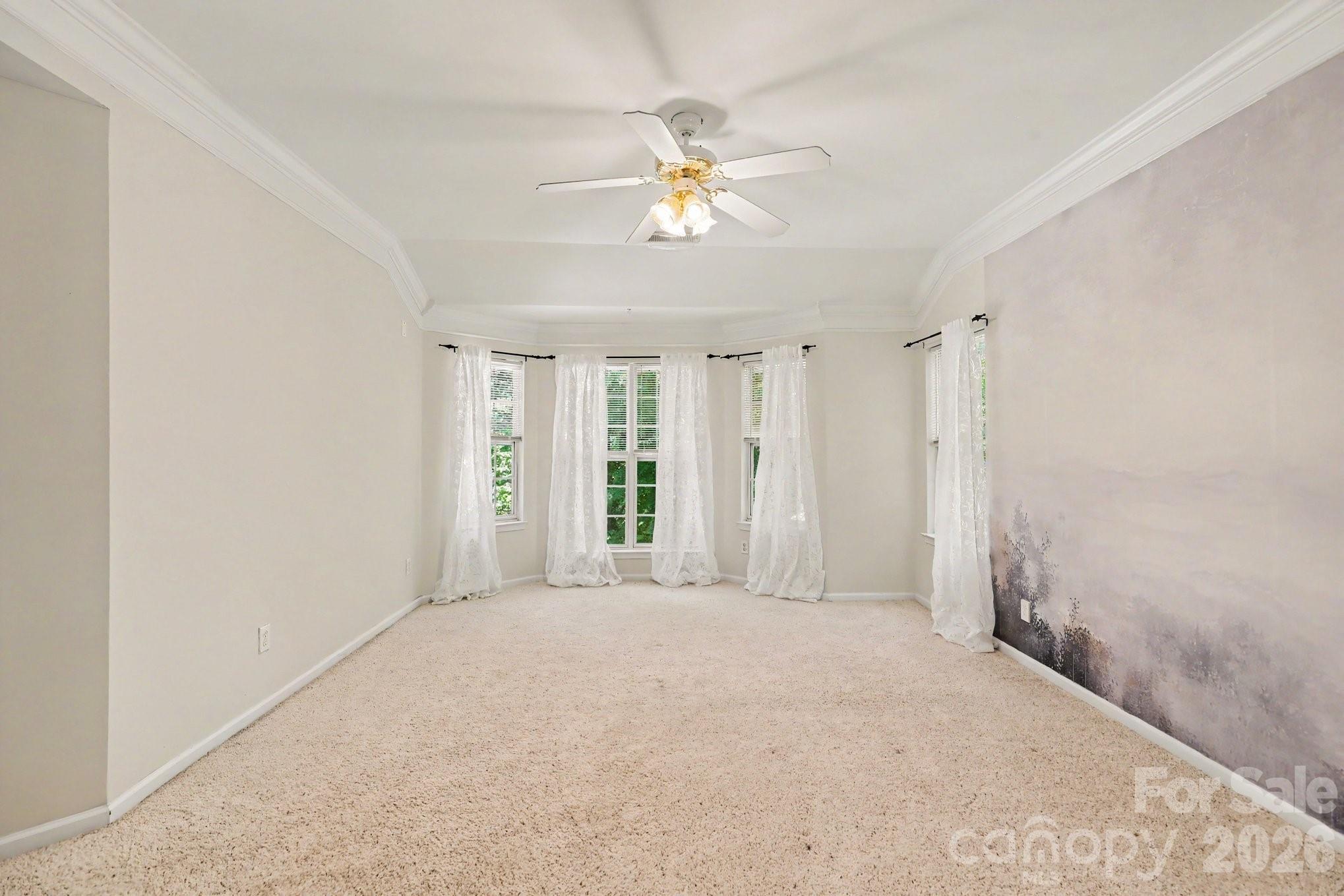 5604 Edgeweir Court — Charlotte