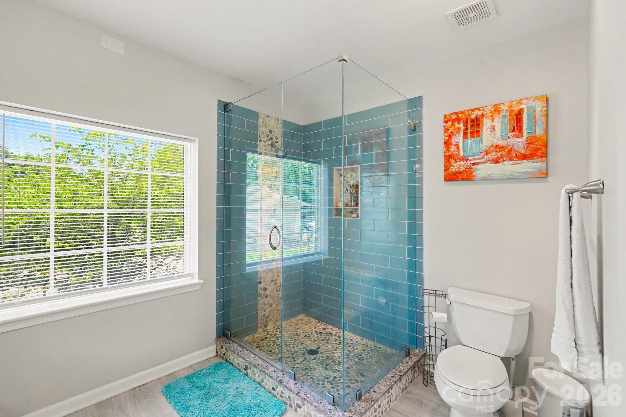 5604 Edgeweir Court — Charlotte