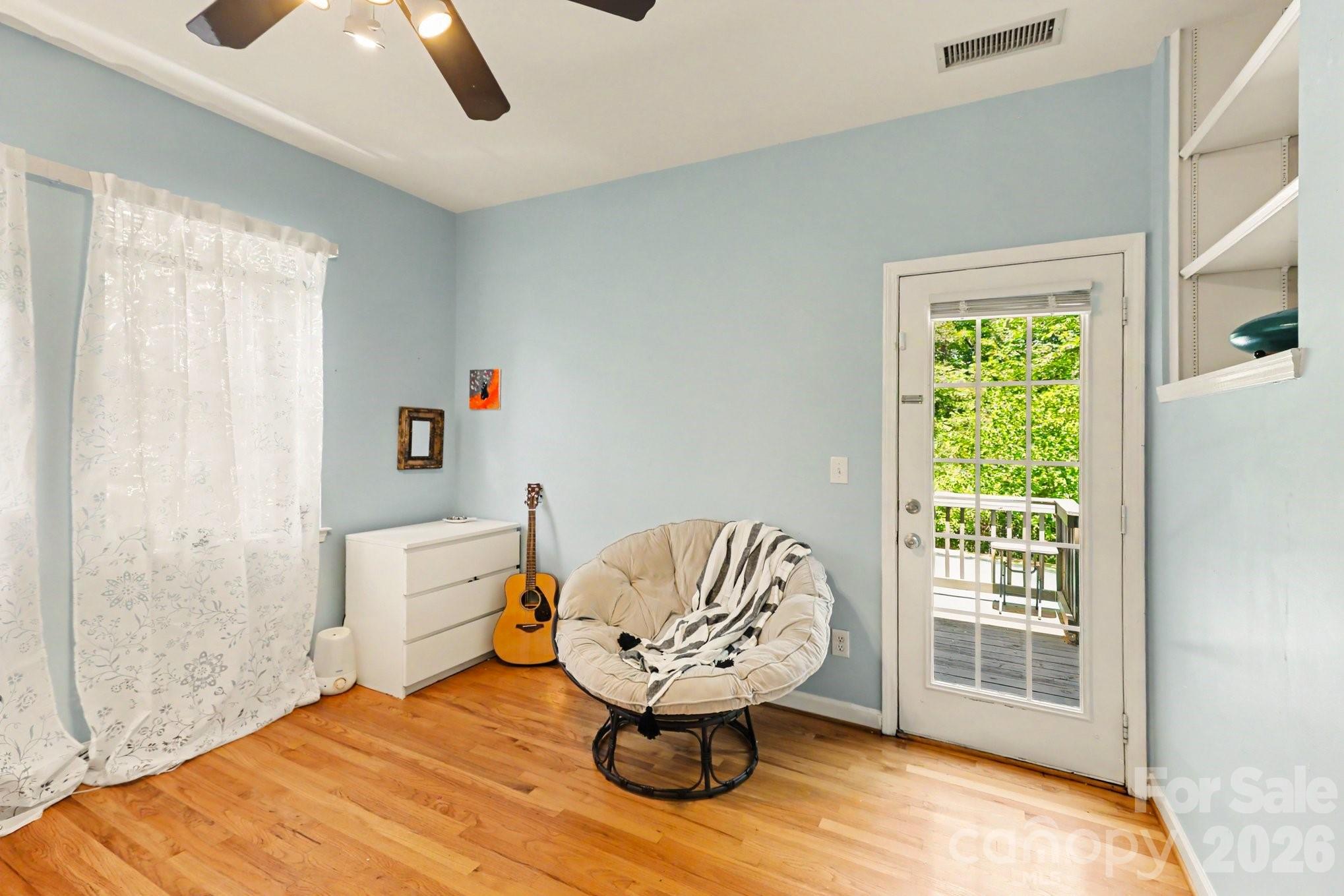 5604 Edgeweir Court — Charlotte