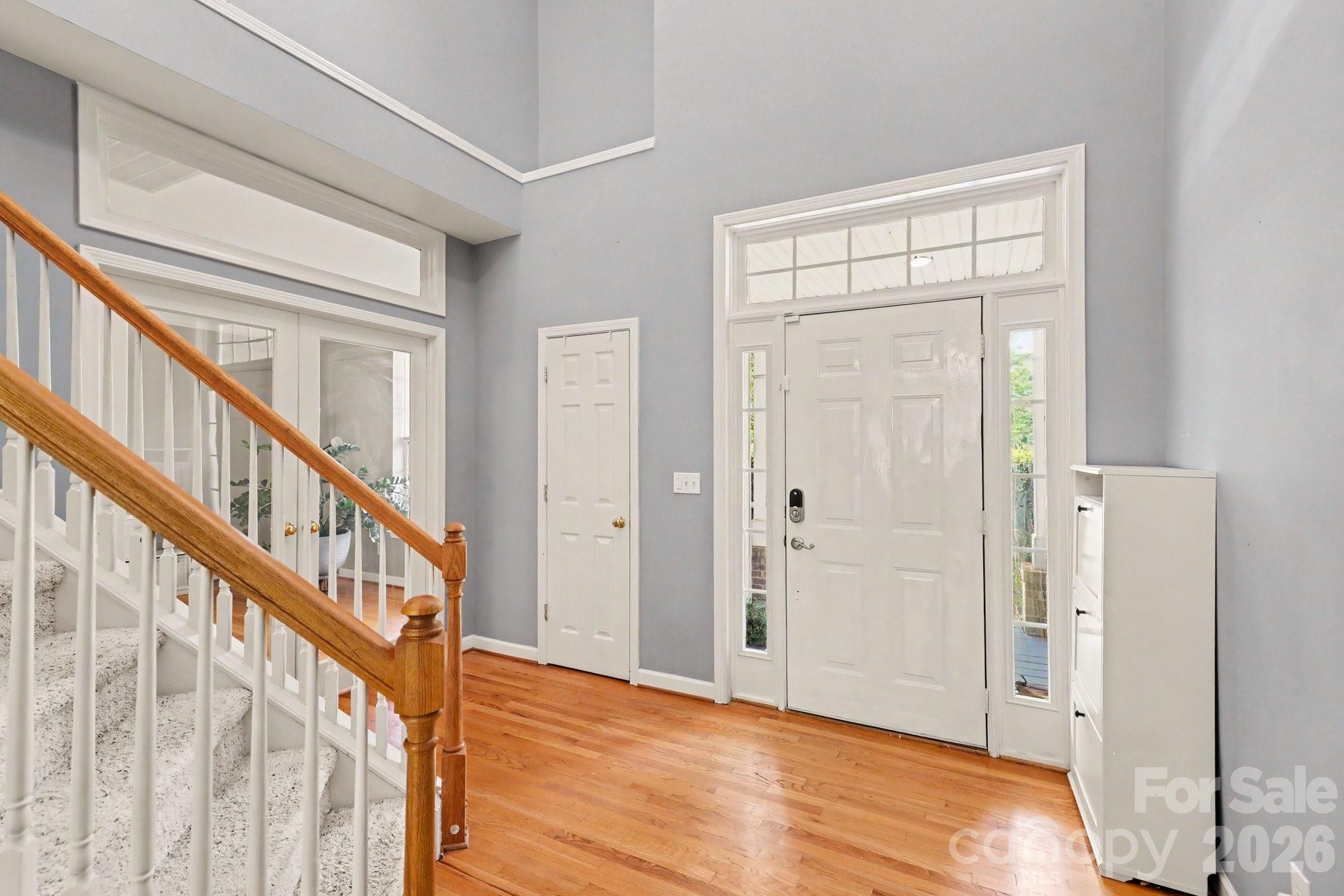 5604 Edgeweir Court — Charlotte