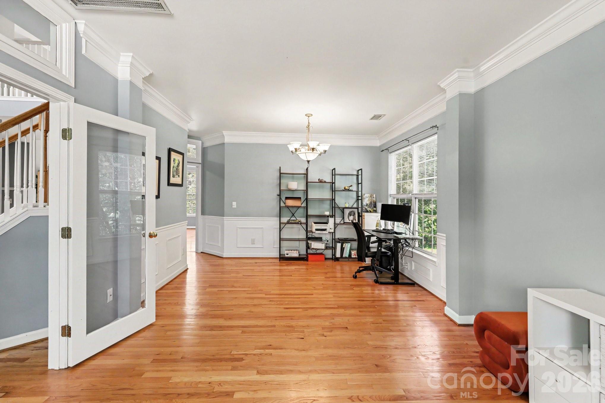 5604 Edgeweir Court — Charlotte