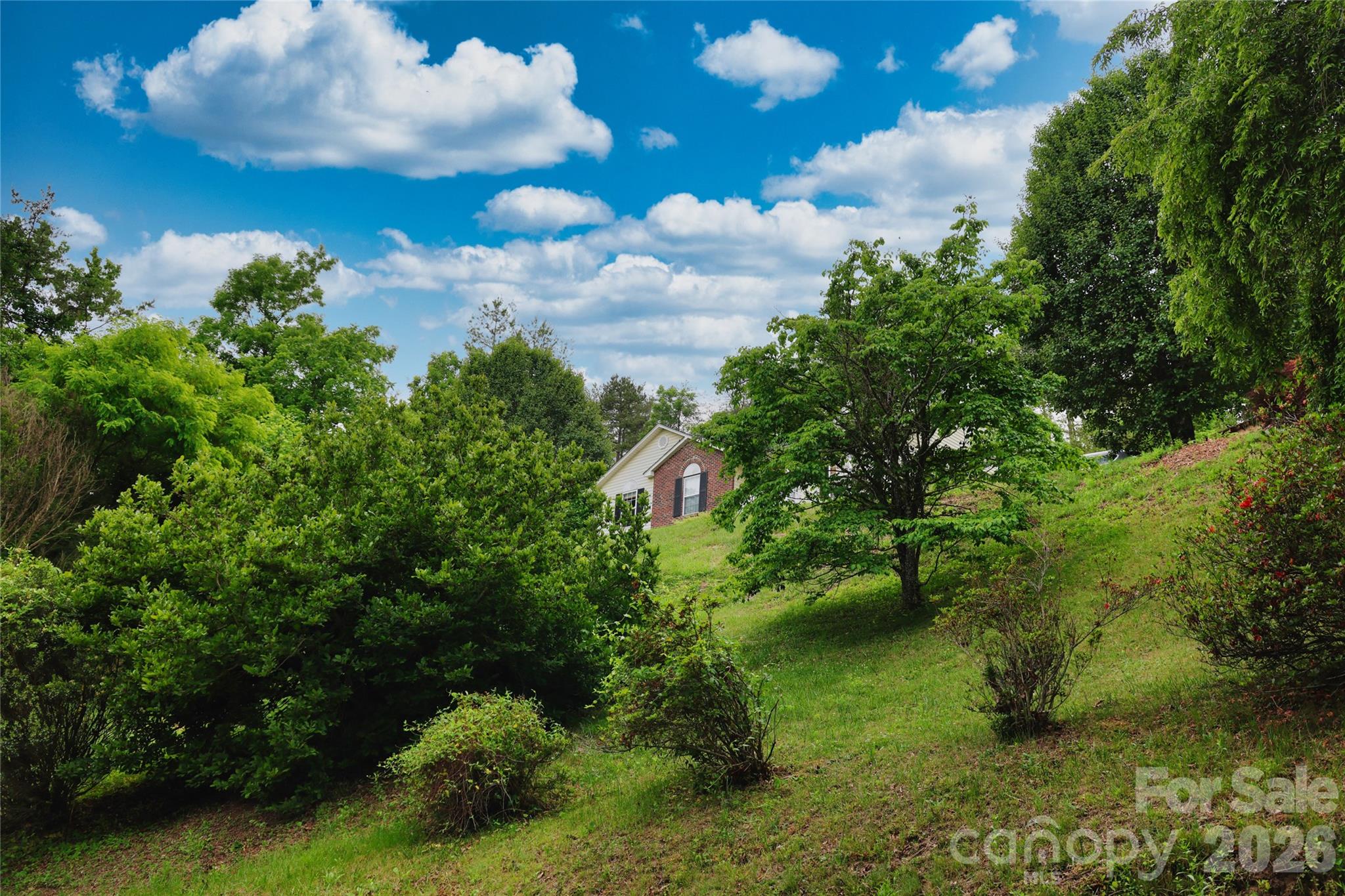 1798 New Stock Road — Weaverville