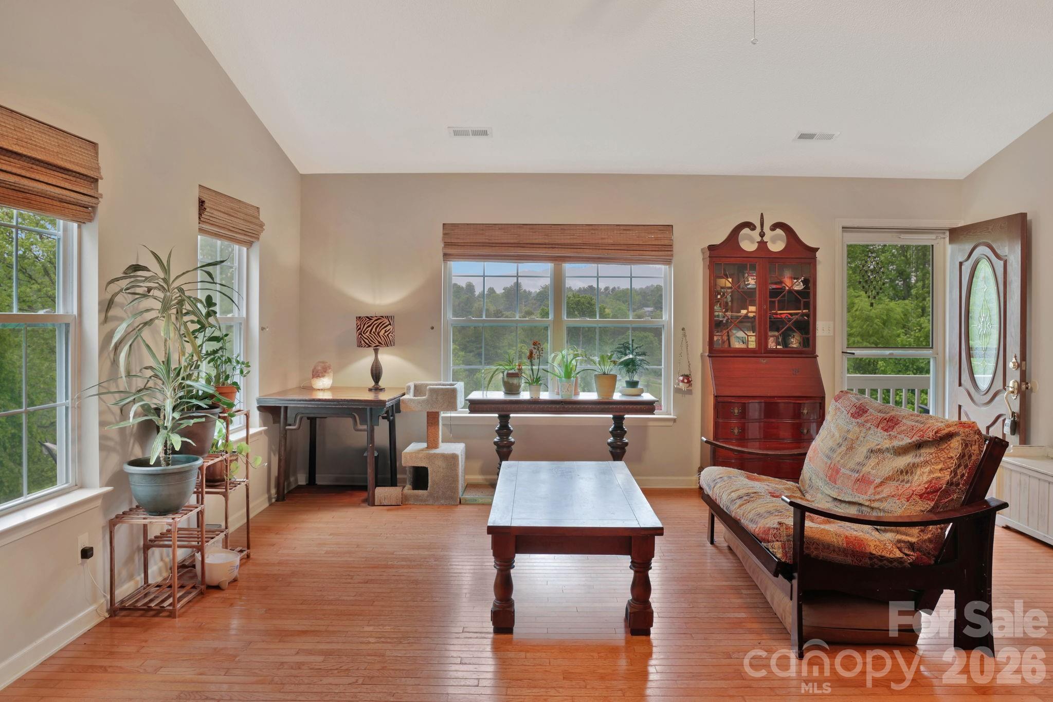 1798 New Stock Road — Weaverville