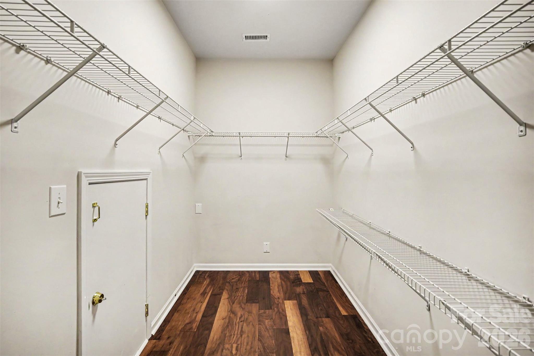 1116 Millbank Drive — Matthews