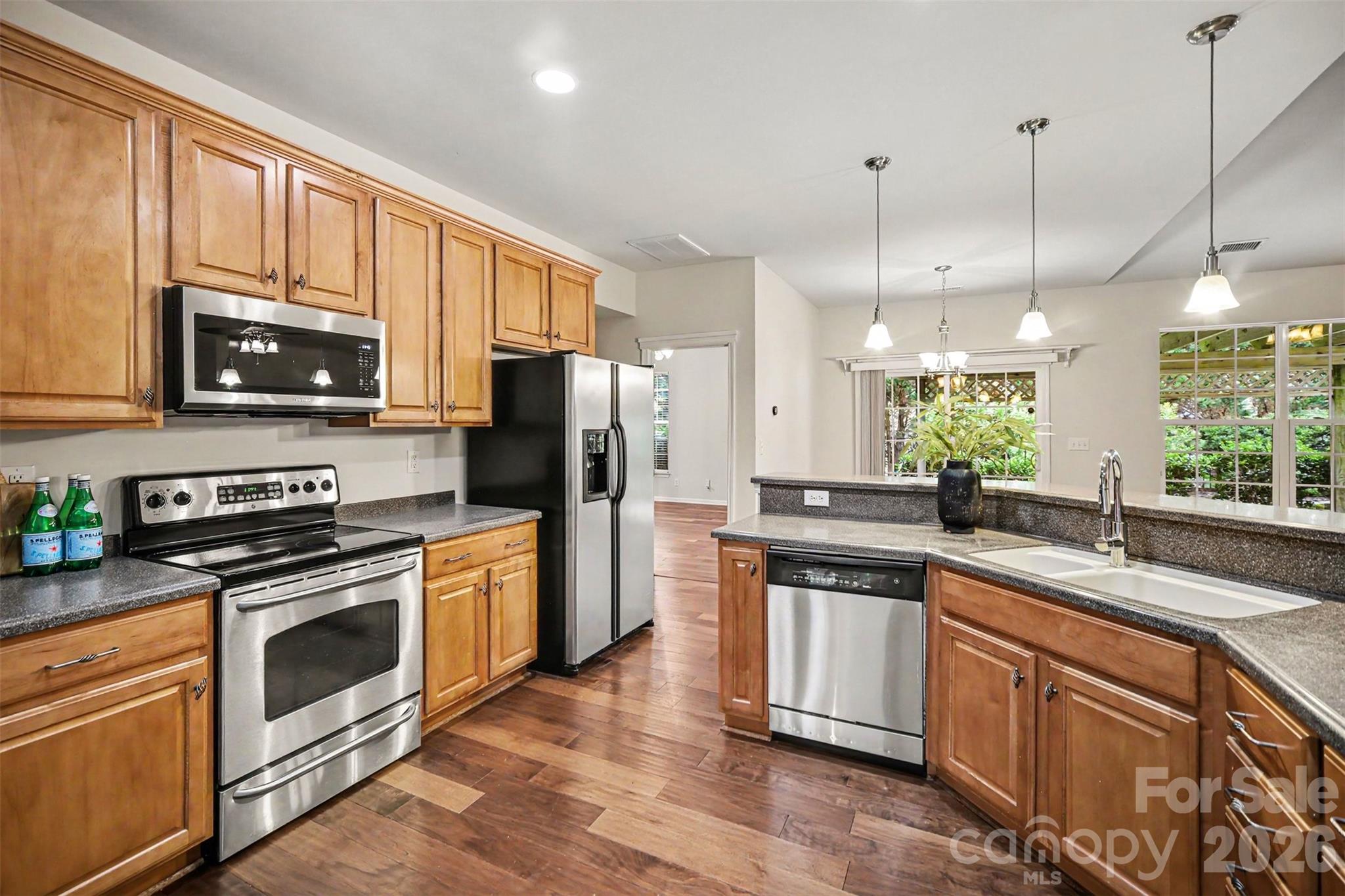 1116 Millbank Drive — Matthews