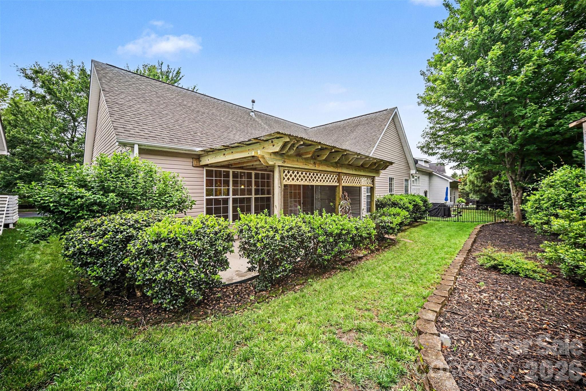 1116 Millbank Drive — Matthews