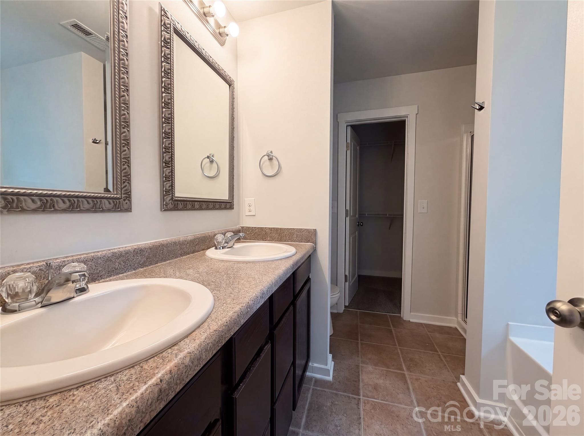5304 Twin Brook Drive — Charlotte