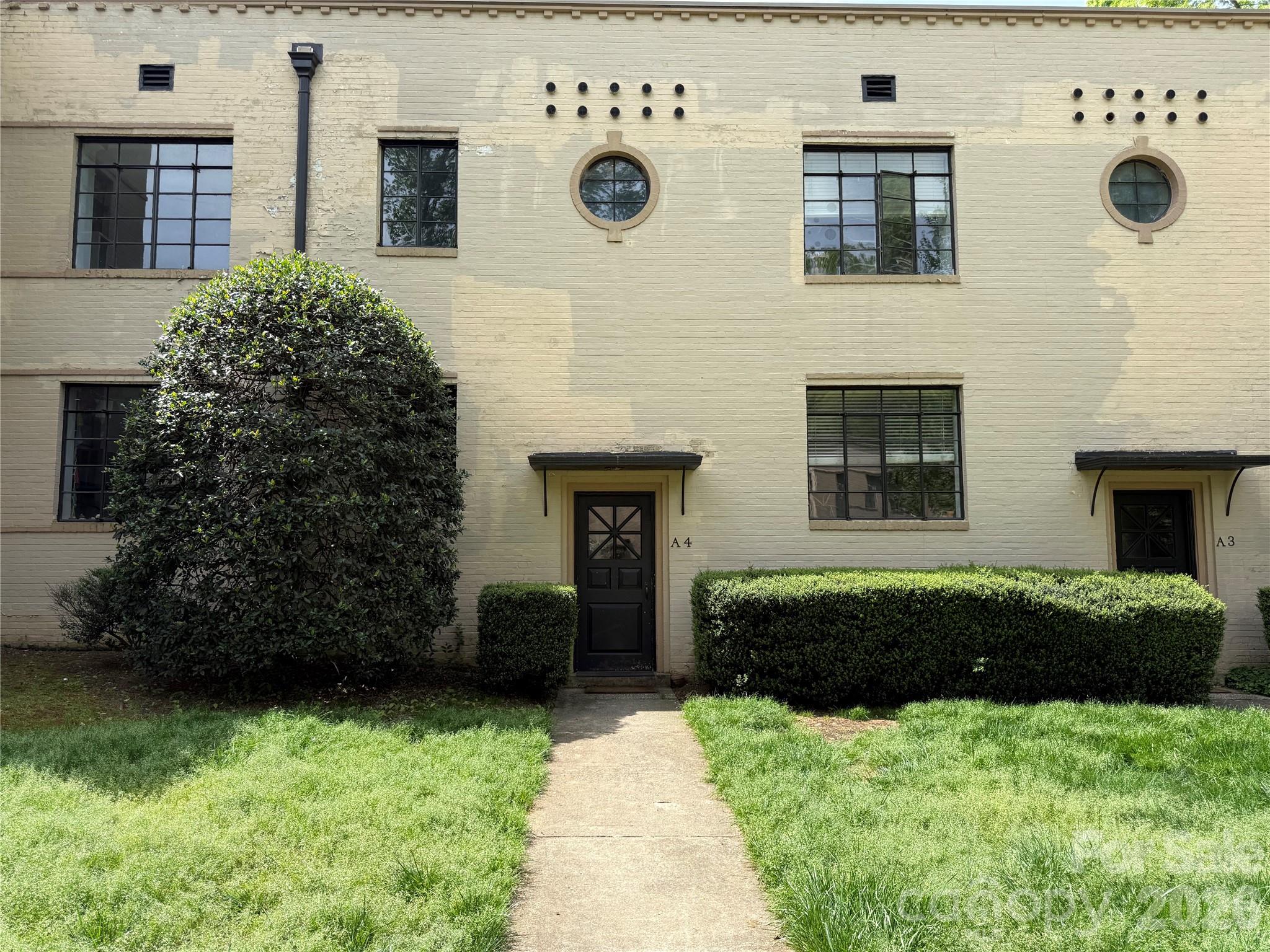 1121 Myrtle Avenue #15 — Charlotte