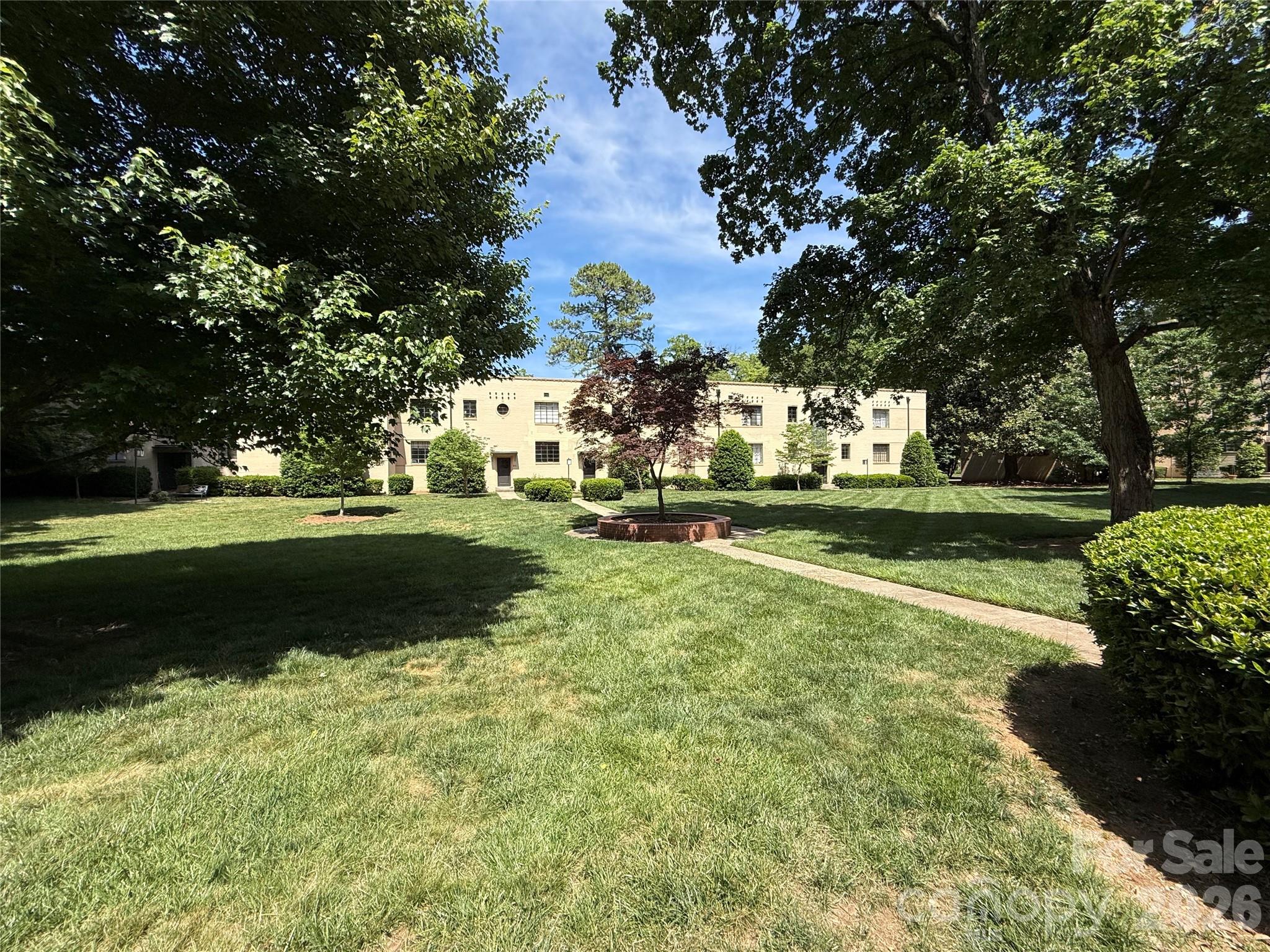 1121 Myrtle Avenue #15 — Charlotte