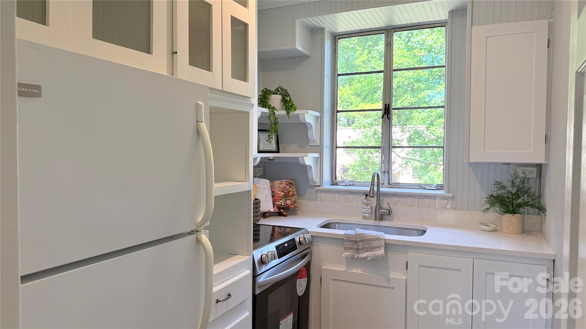 1121 Myrtle Avenue #15 — Charlotte