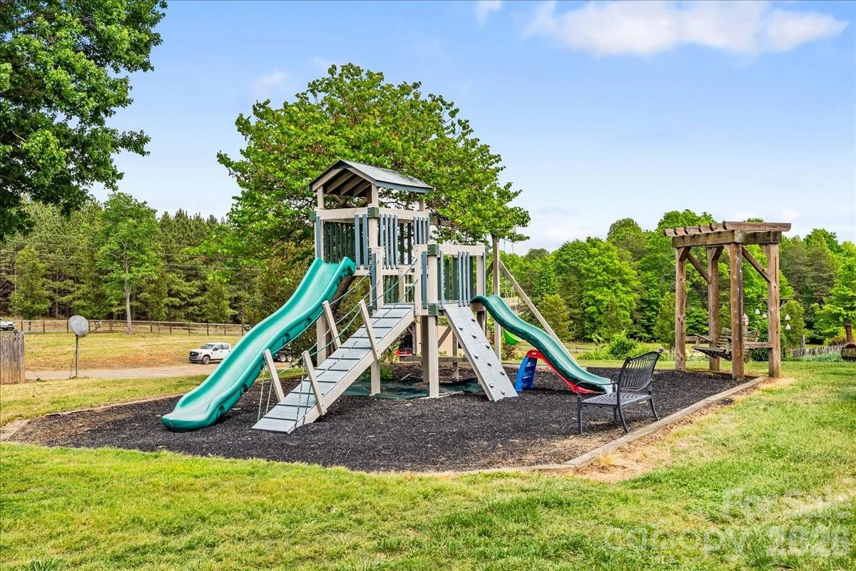 1448 Liberty Church Road — Mocksville