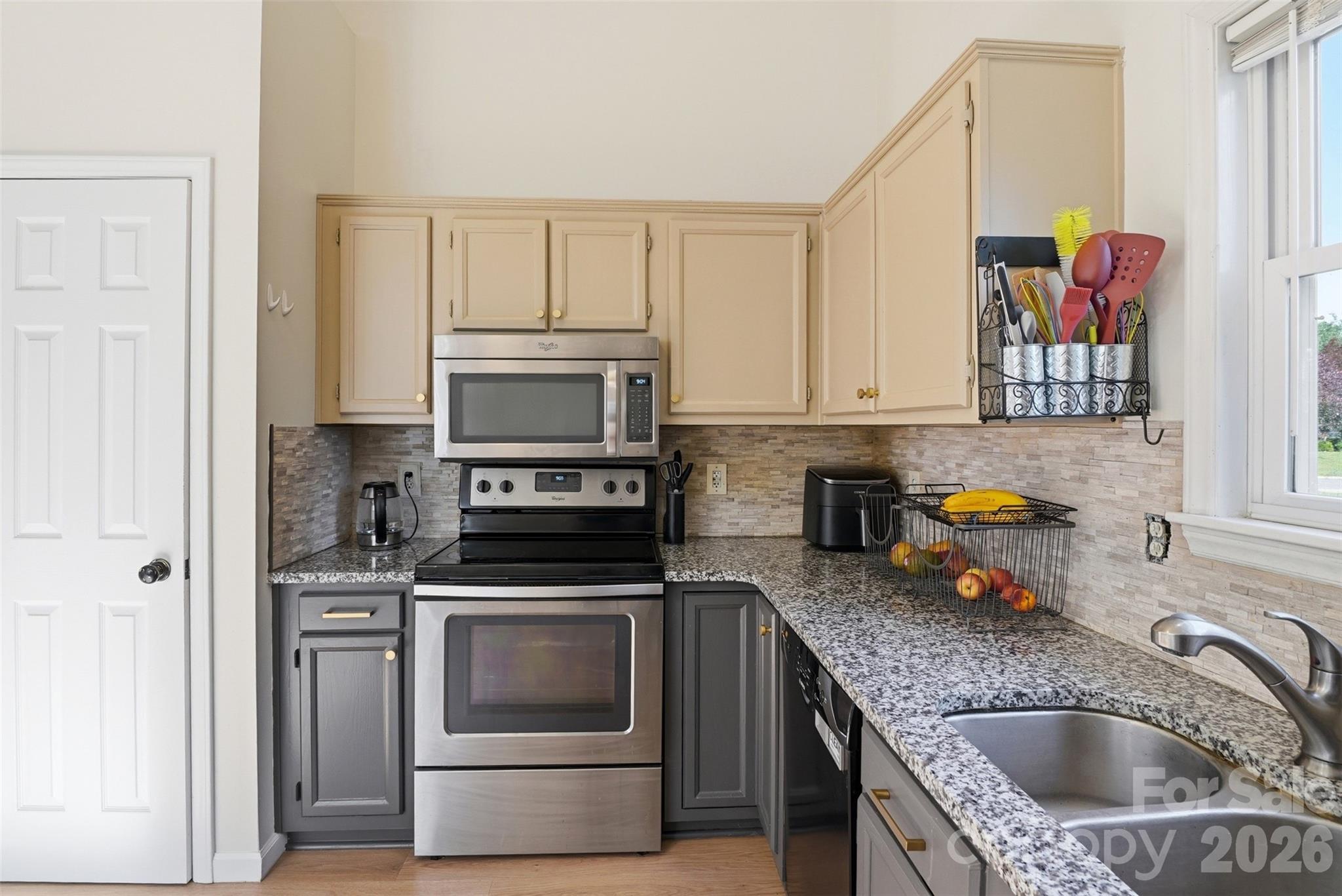 12025 Freshwell Road — Charlotte