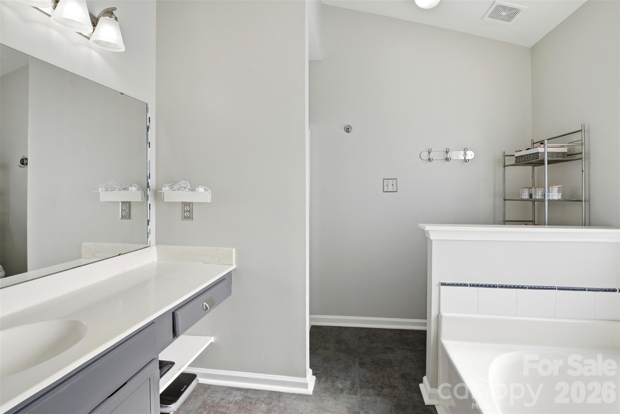 12025 Freshwell Road — Charlotte