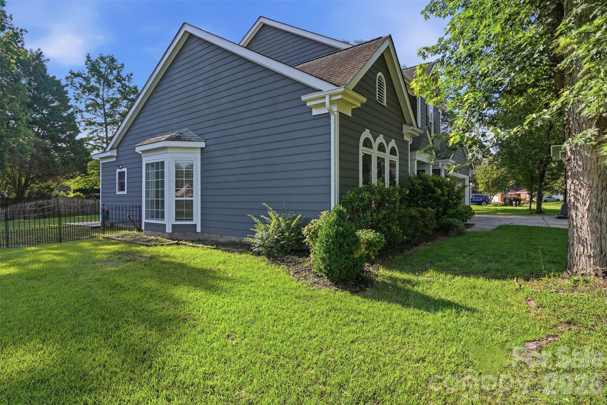 12025 Freshwell Road — Charlotte