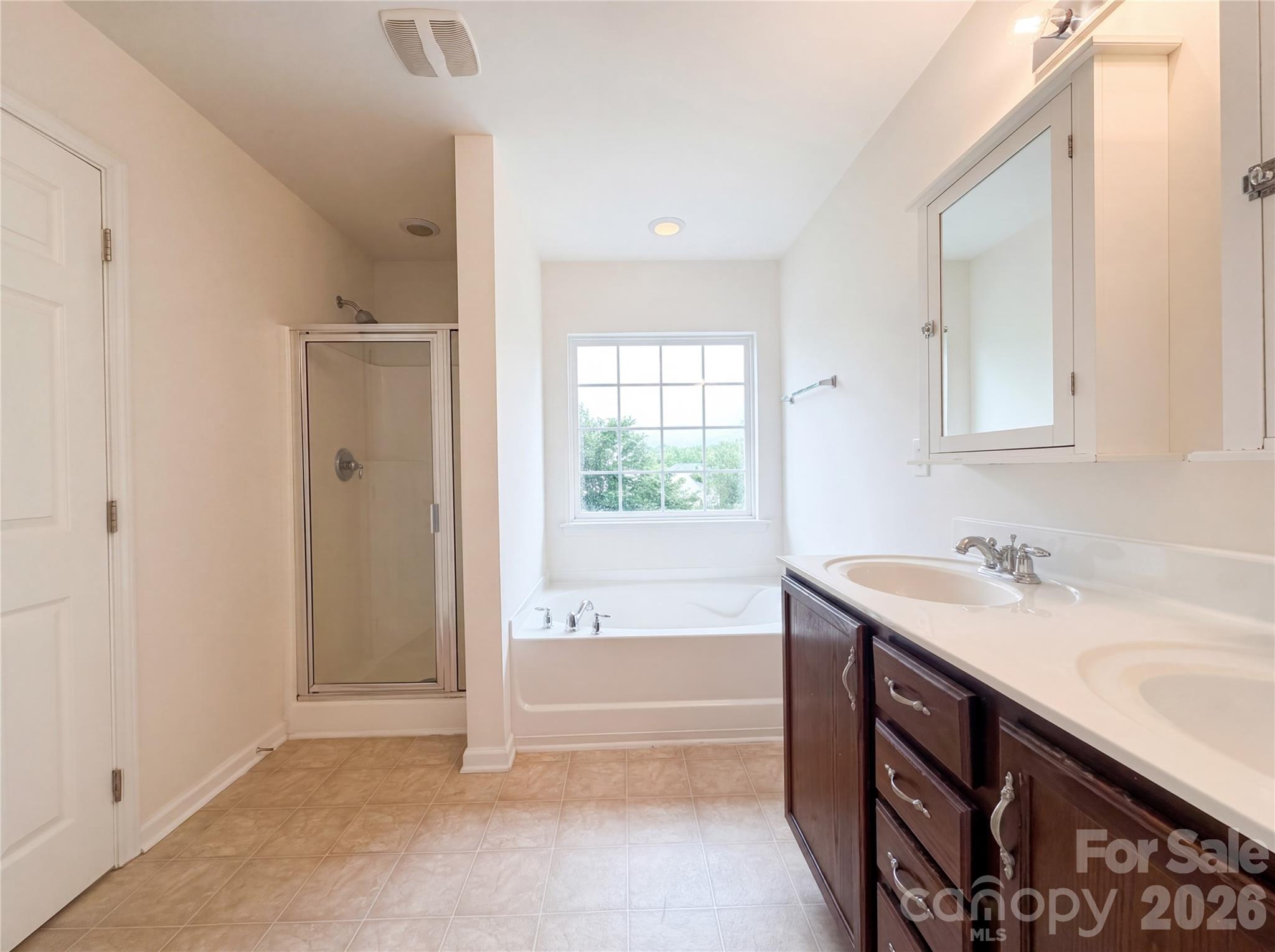8702 Bell Song Lane — Huntersville