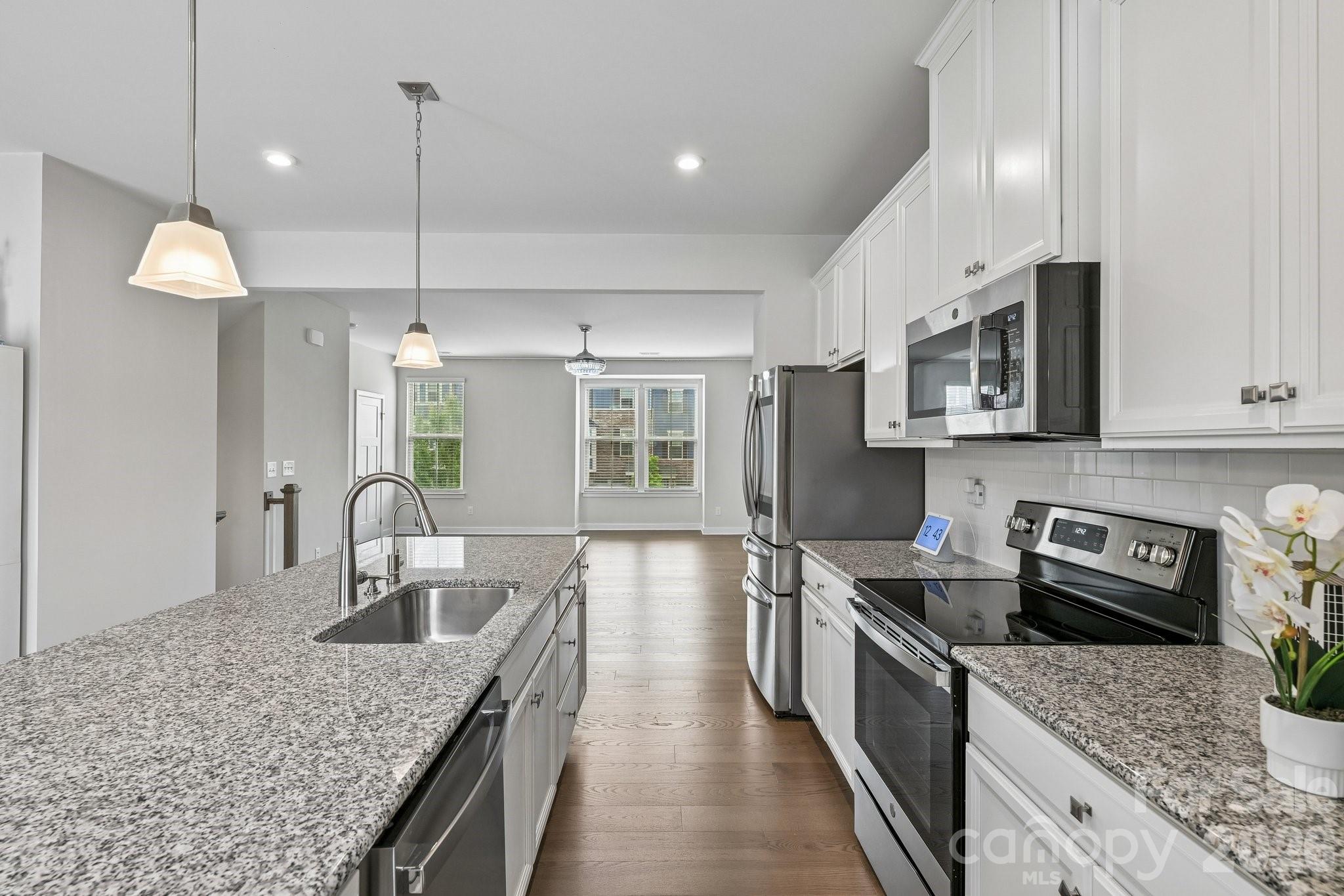 108 Helm Lane — Mooresville