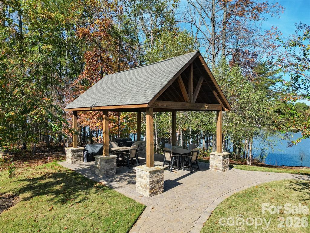 108 Helm Lane — Mooresville