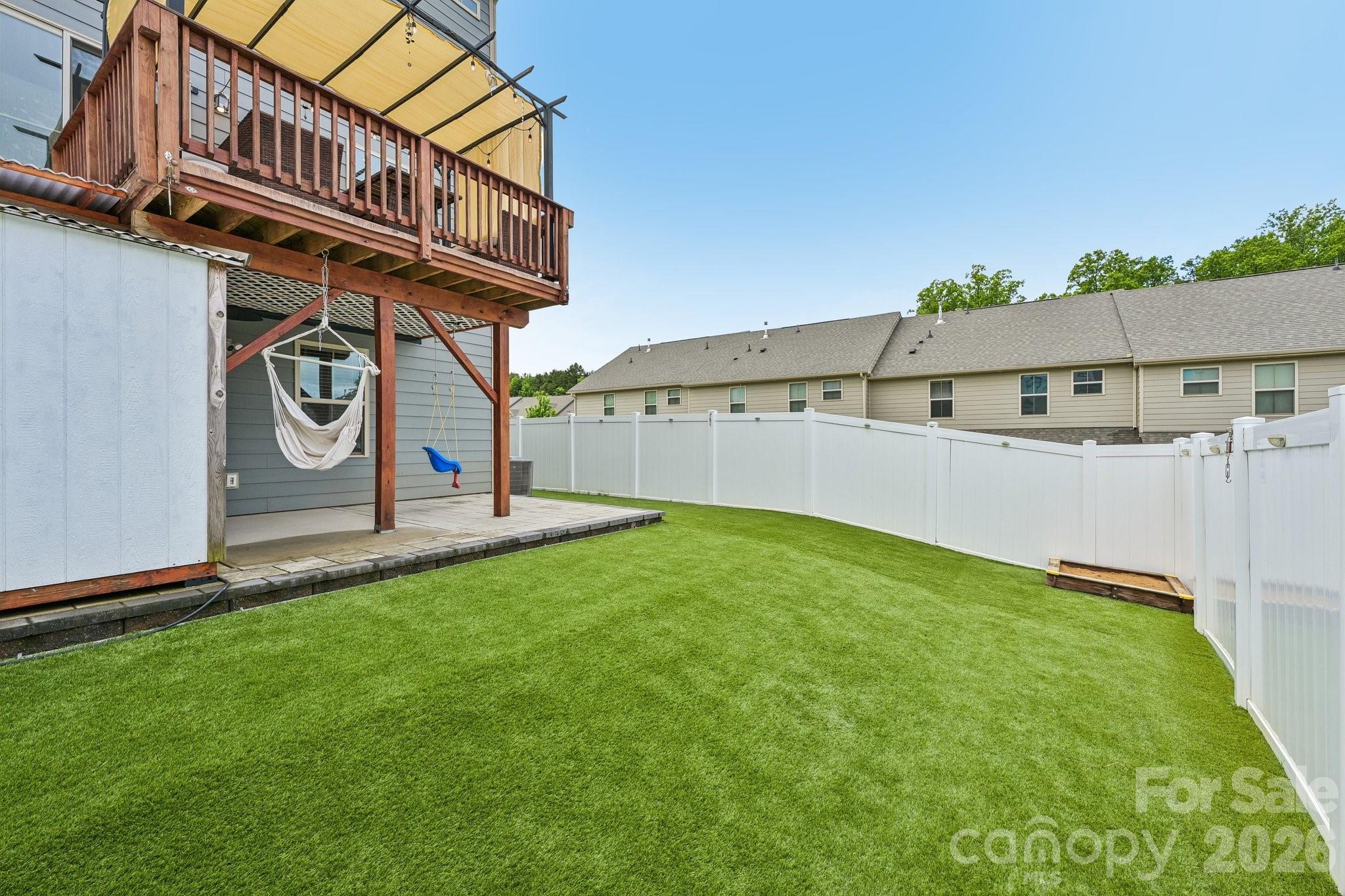 108 Helm Lane — Mooresville