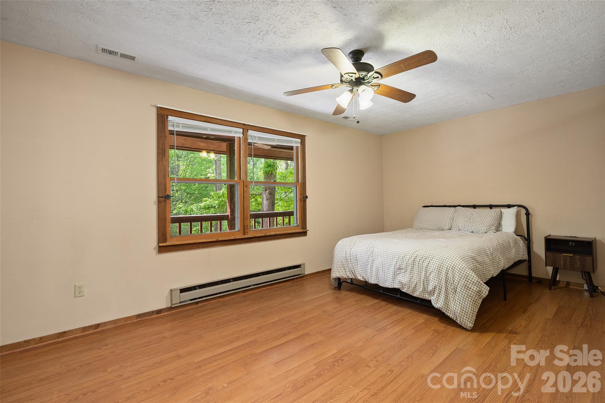 107 Pretty View Lane — Waynesville