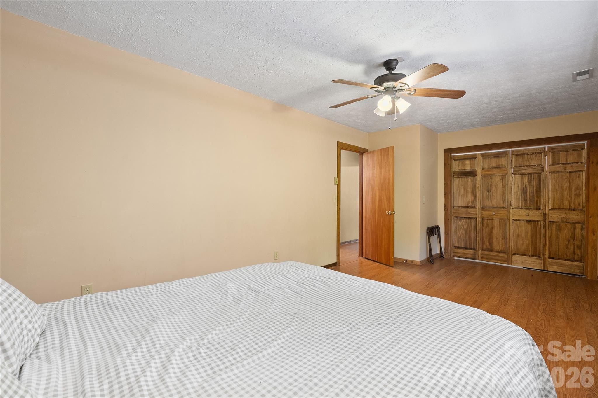 107 Pretty View Lane — Waynesville