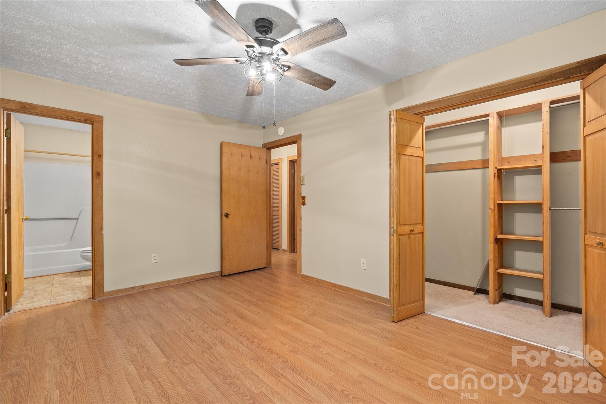107 Pretty View Lane — Waynesville
