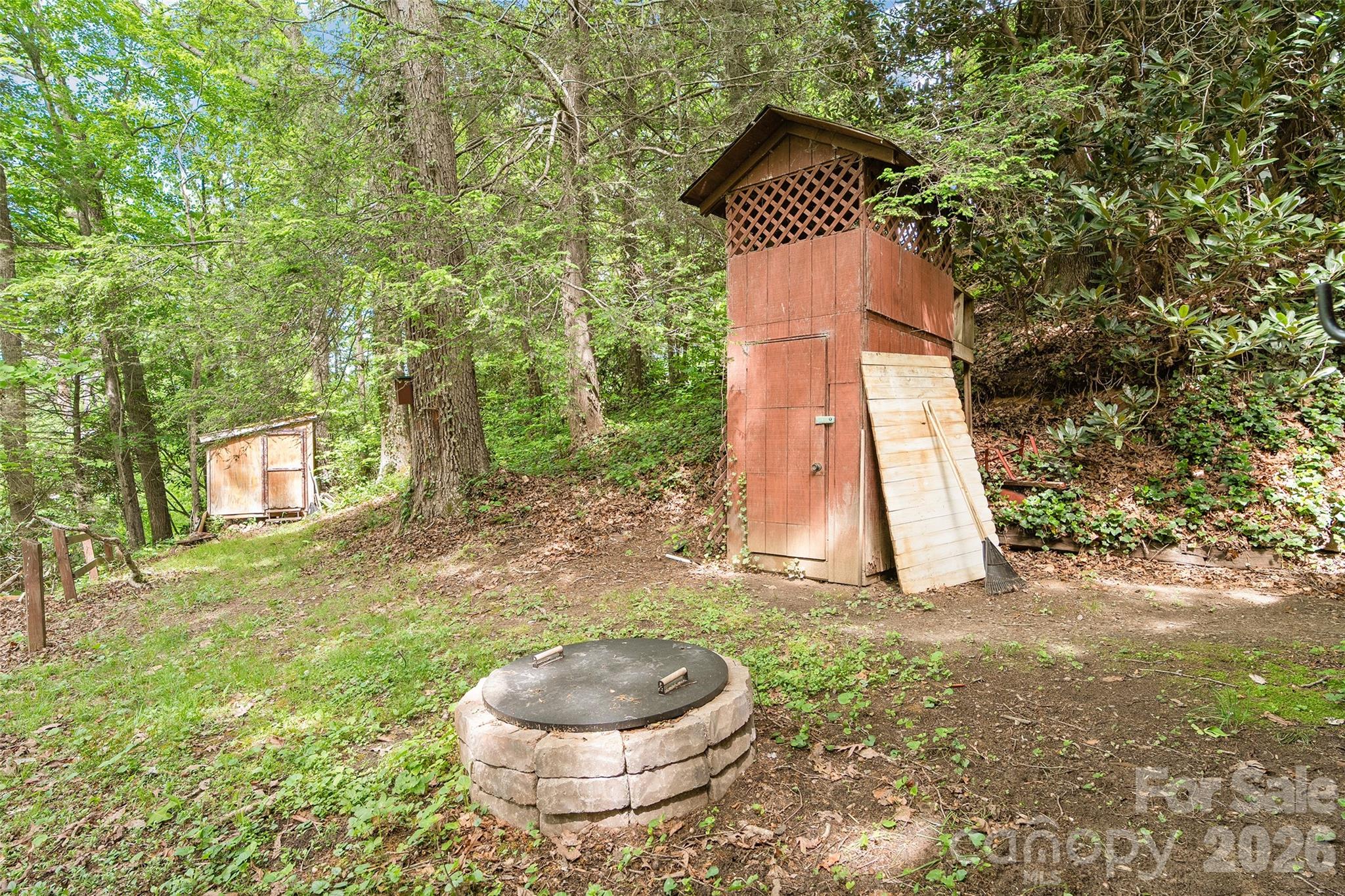 107 Pretty View Lane — Waynesville