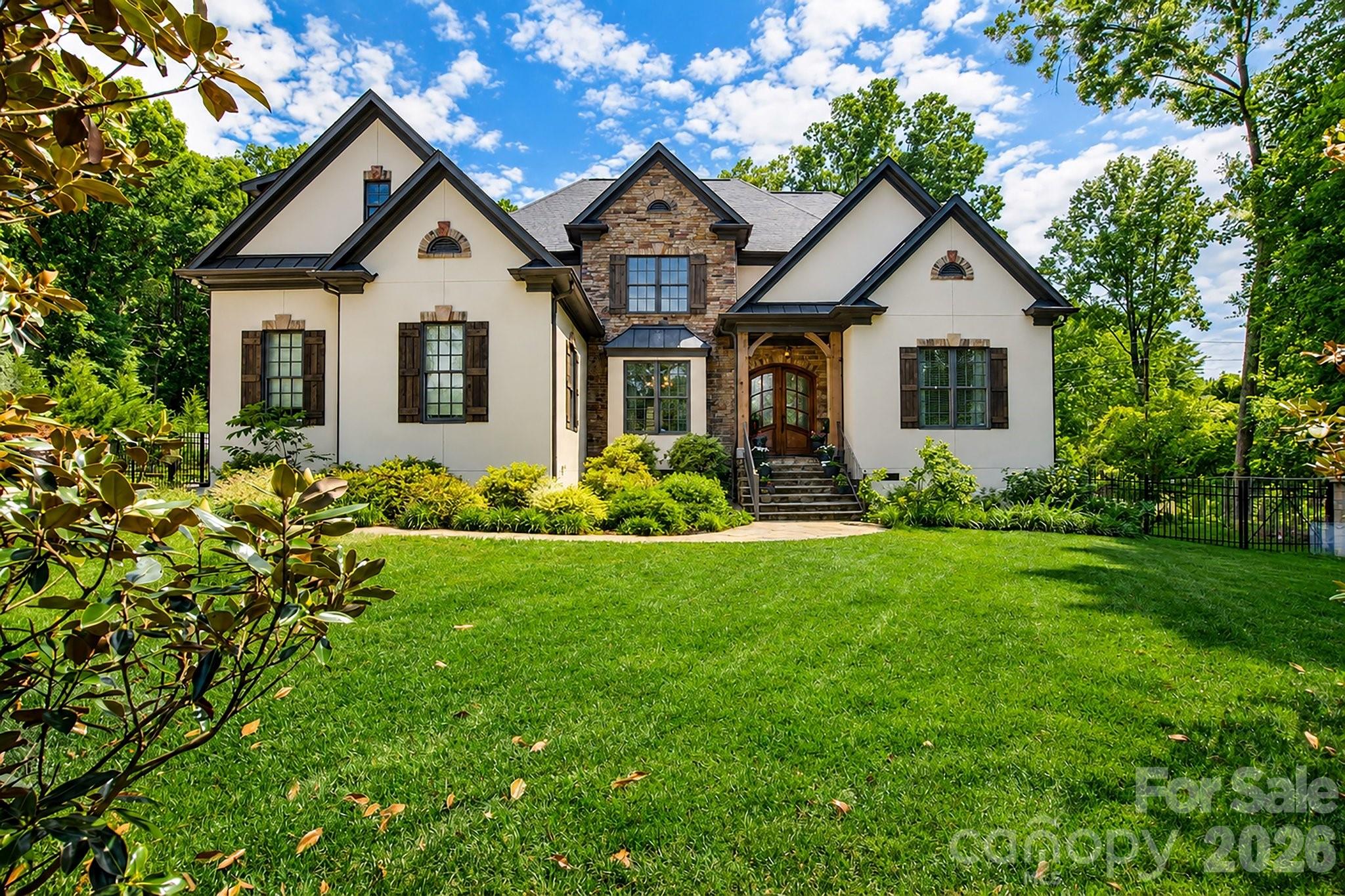 7304 River Valley Court — Mint Hill