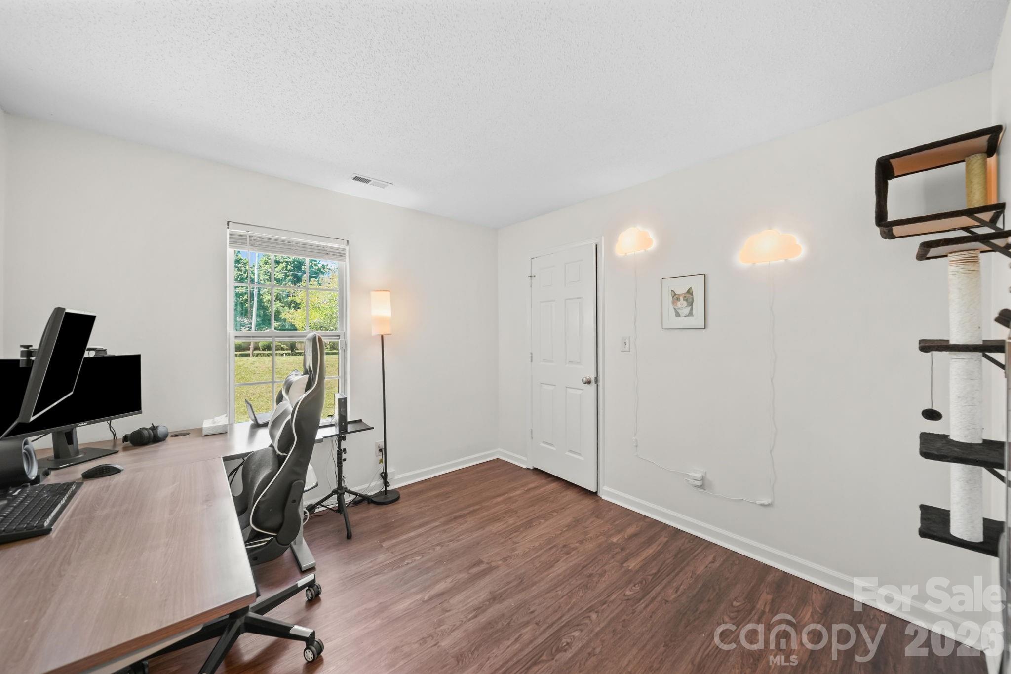 2726 Haversham Court — Charlotte