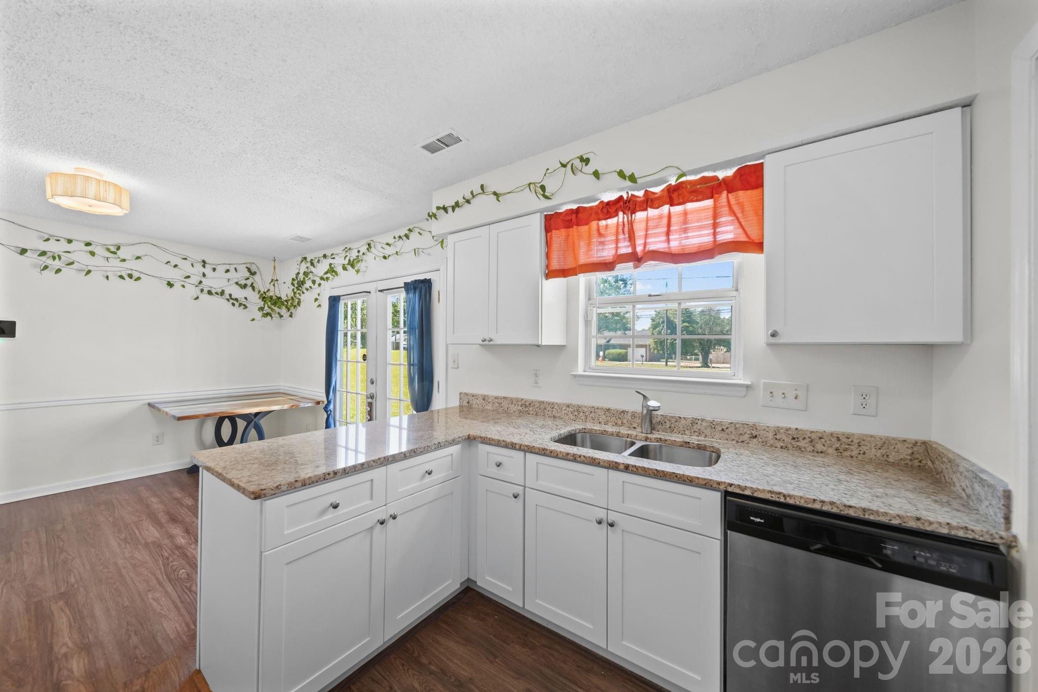 2726 Haversham Court — Charlotte