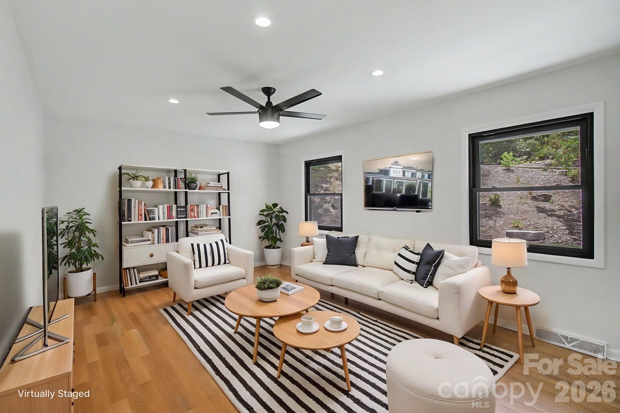 5 Kent Place — Asheville