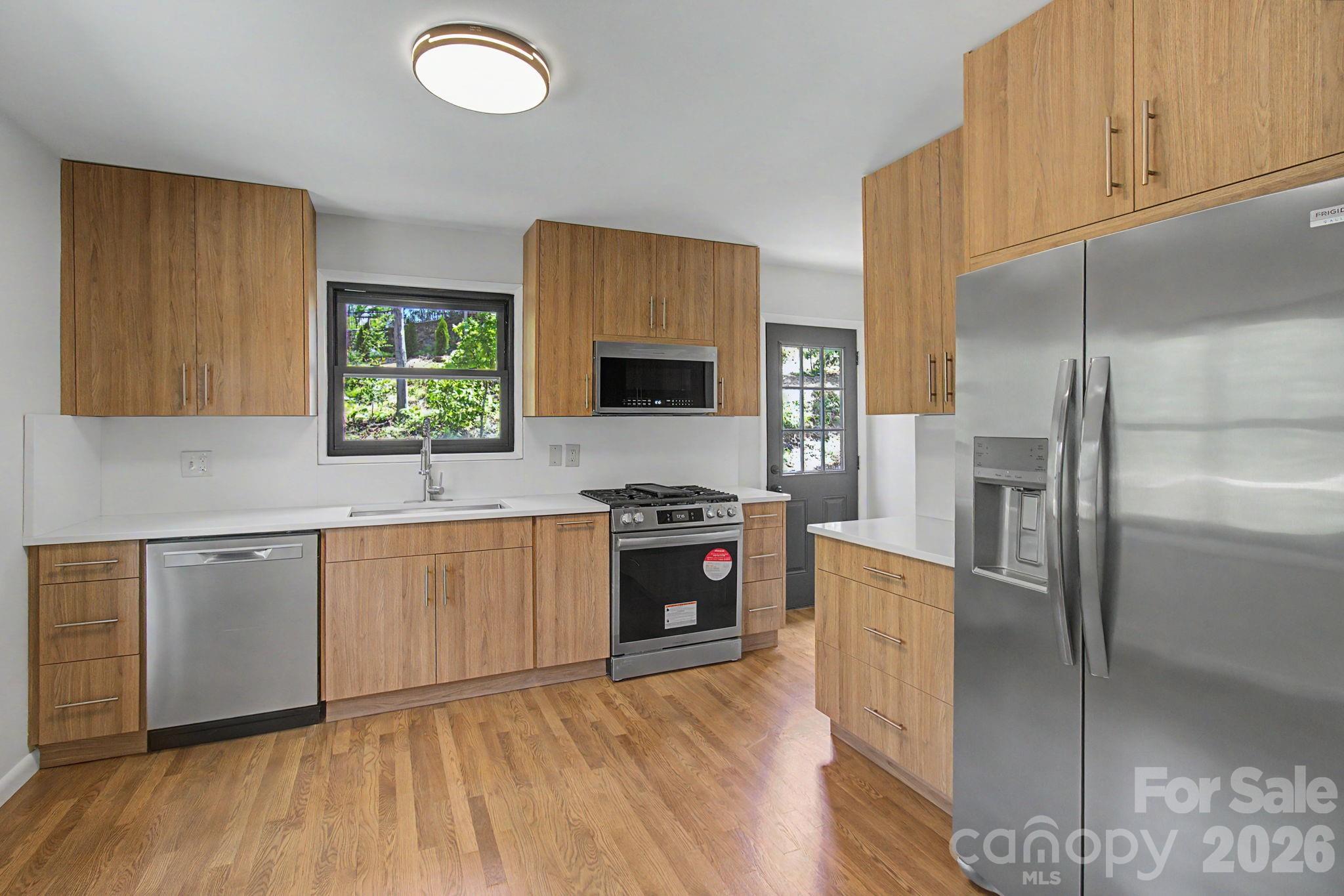 5 Kent Place — Asheville