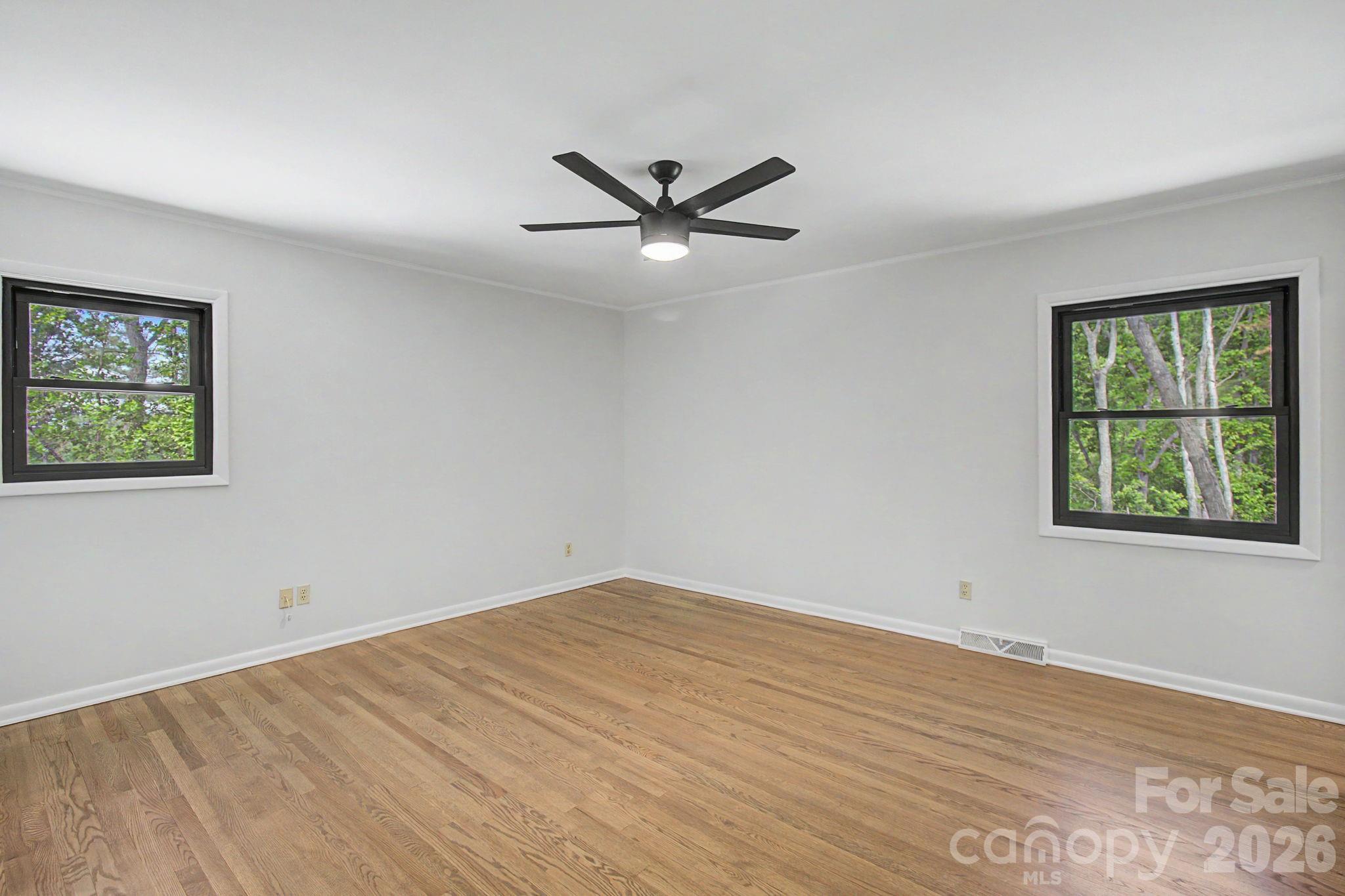 5 Kent Place — Asheville