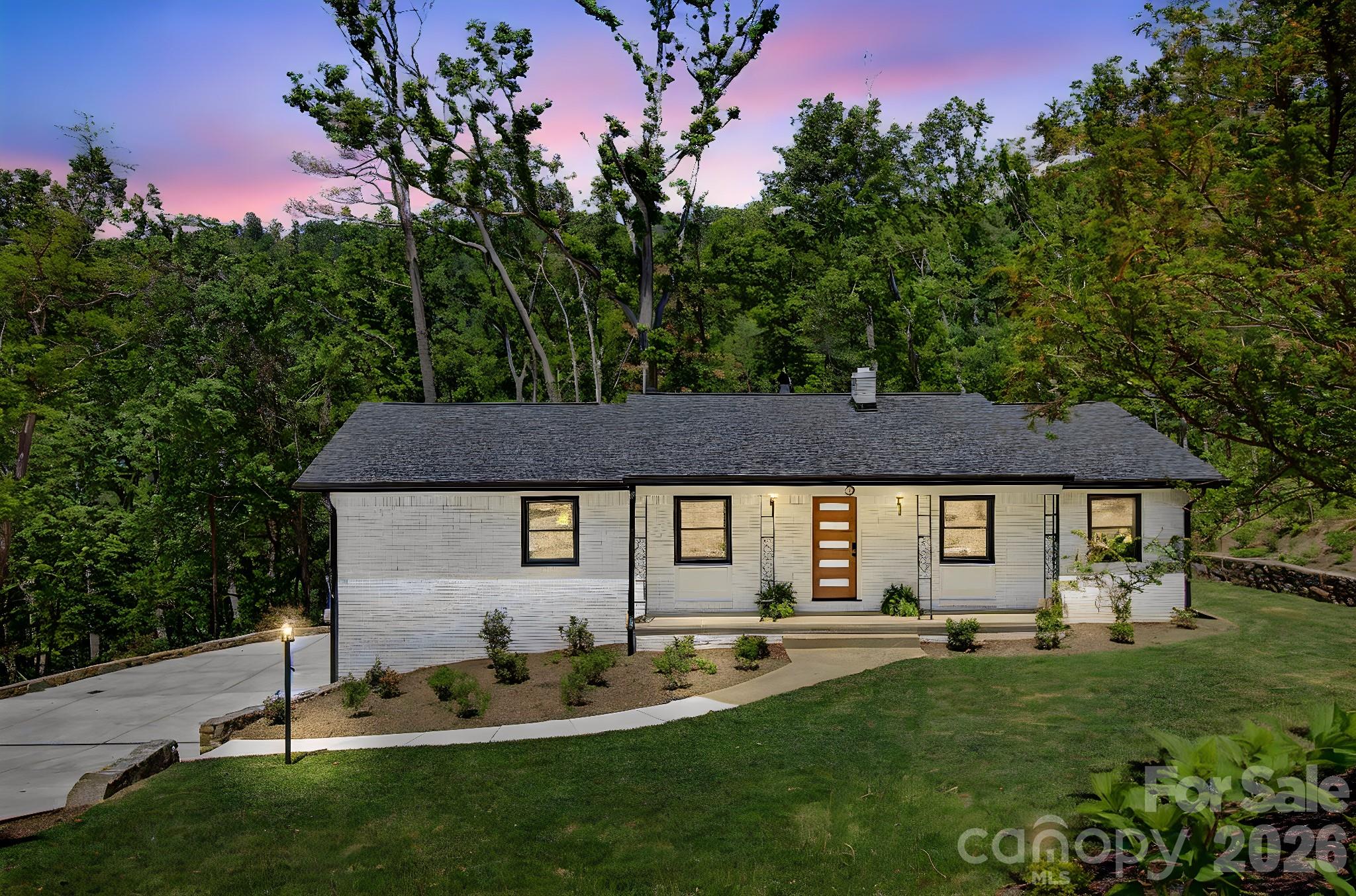 5 Kent Place — Asheville