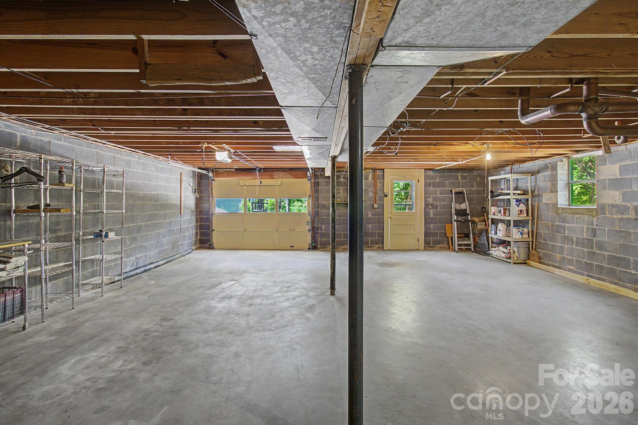 5 Kent Place — Asheville