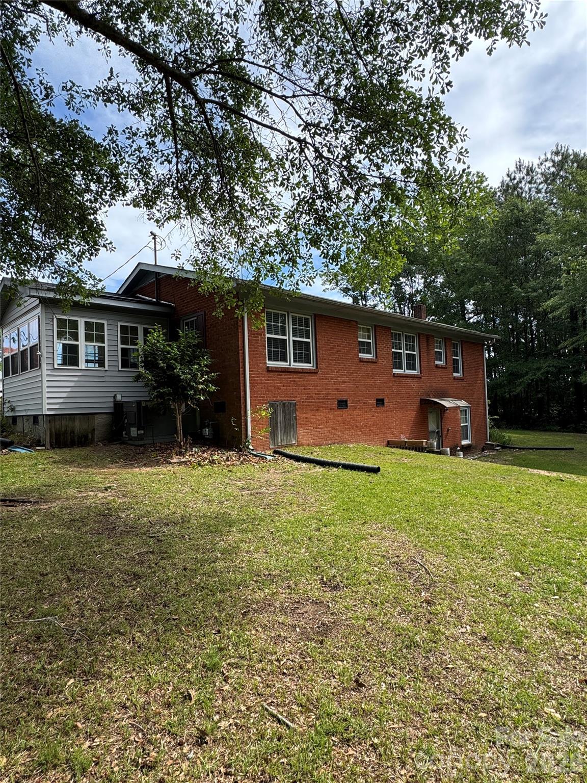 1100 Old Lilesville Road — Wadesboro
