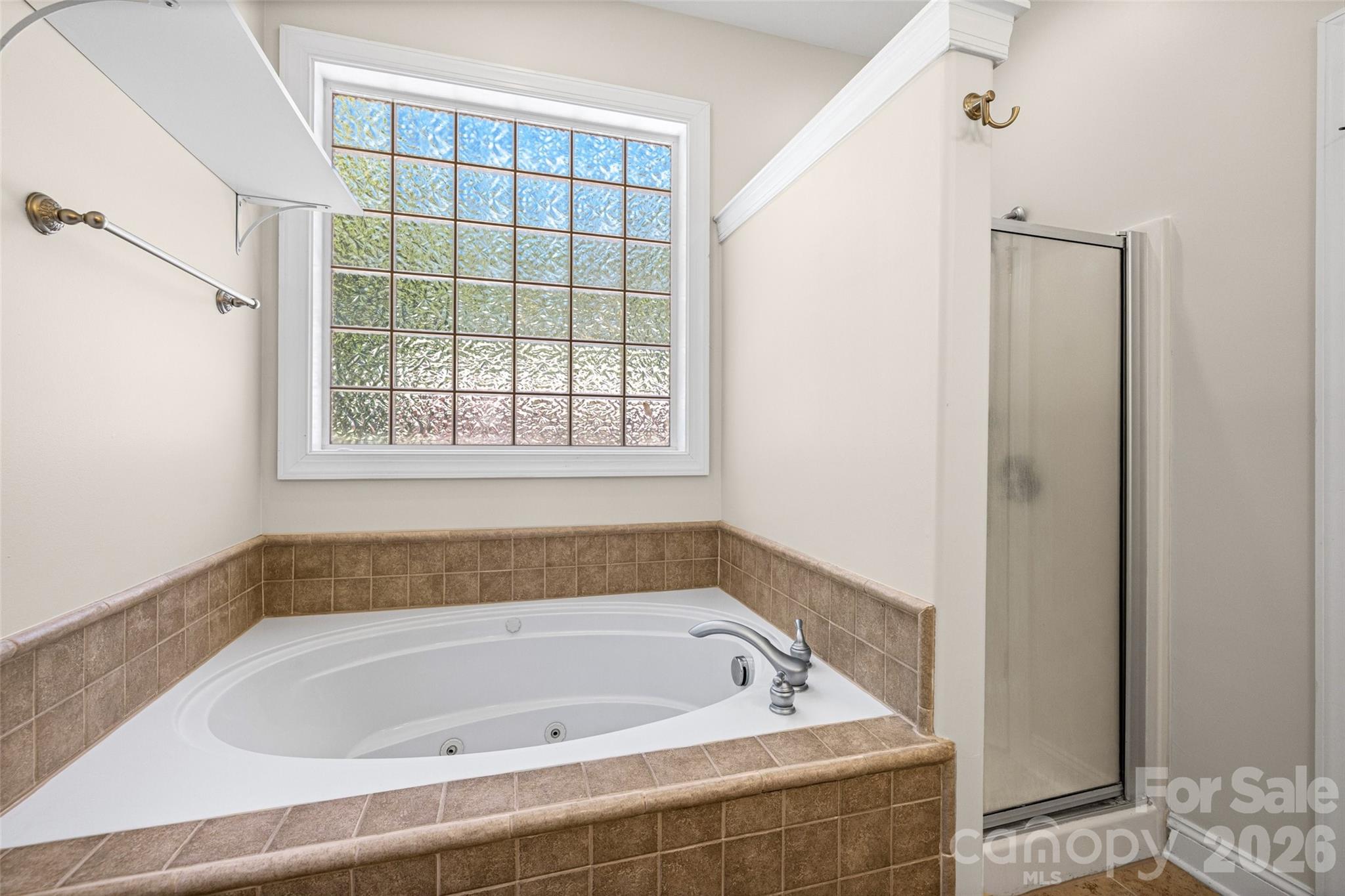 1606 Ferdinand Lane — York