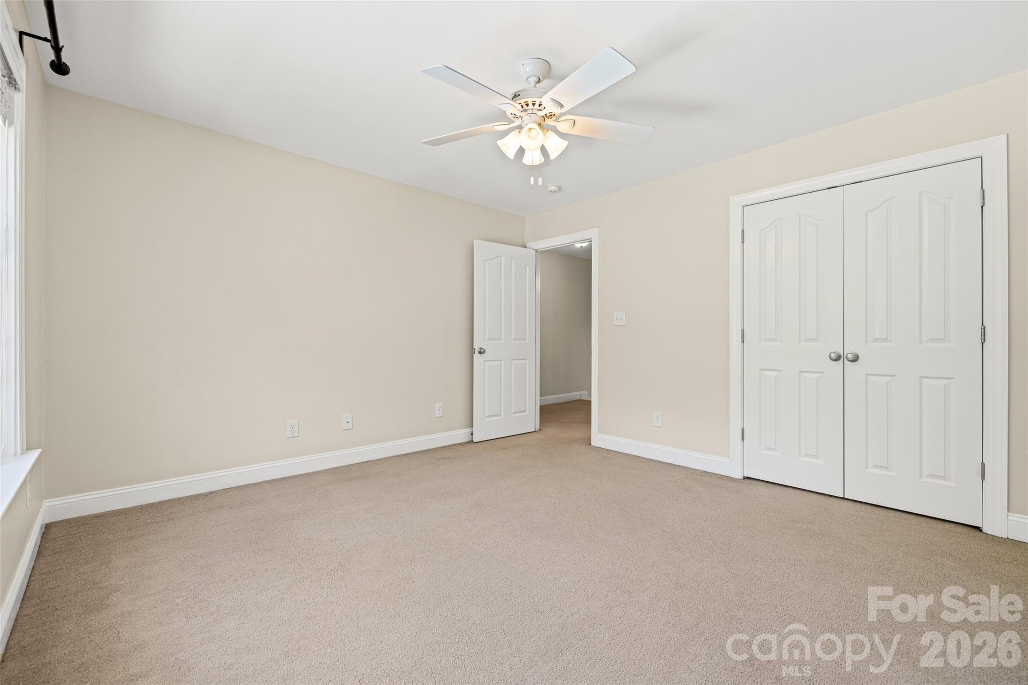 1606 Ferdinand Lane — York