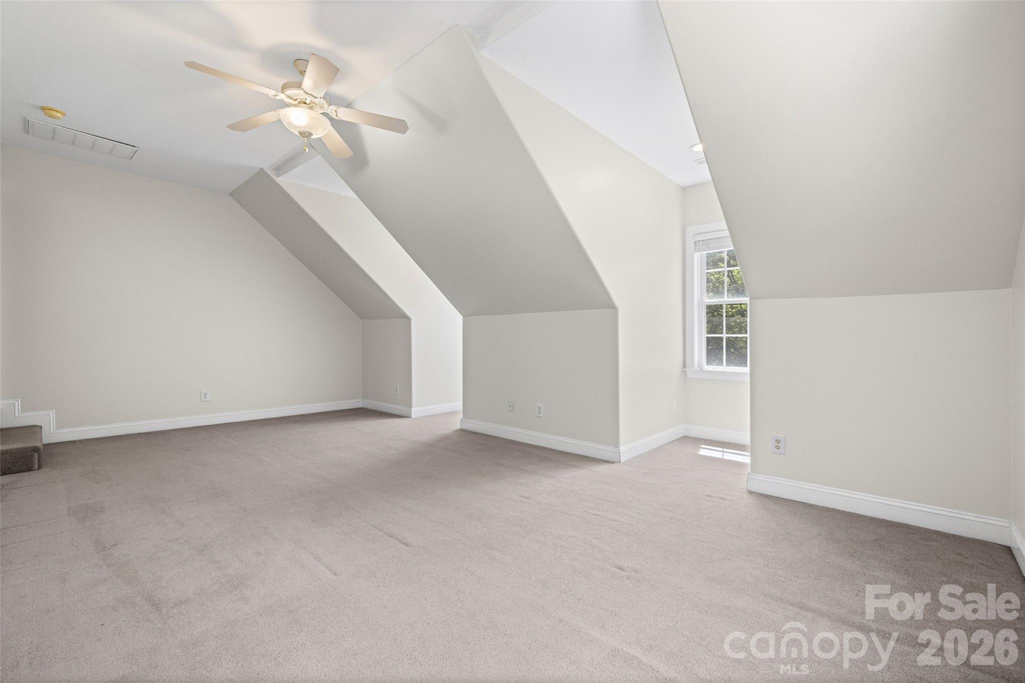 1606 Ferdinand Lane — York