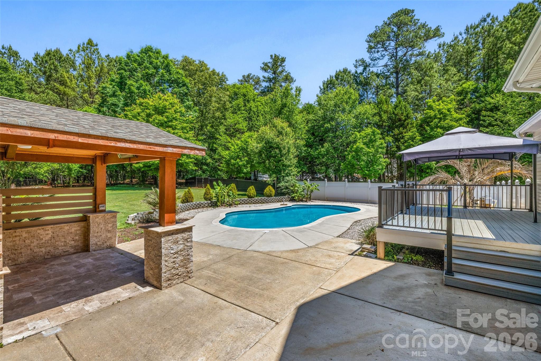 1606 Ferdinand Lane — York