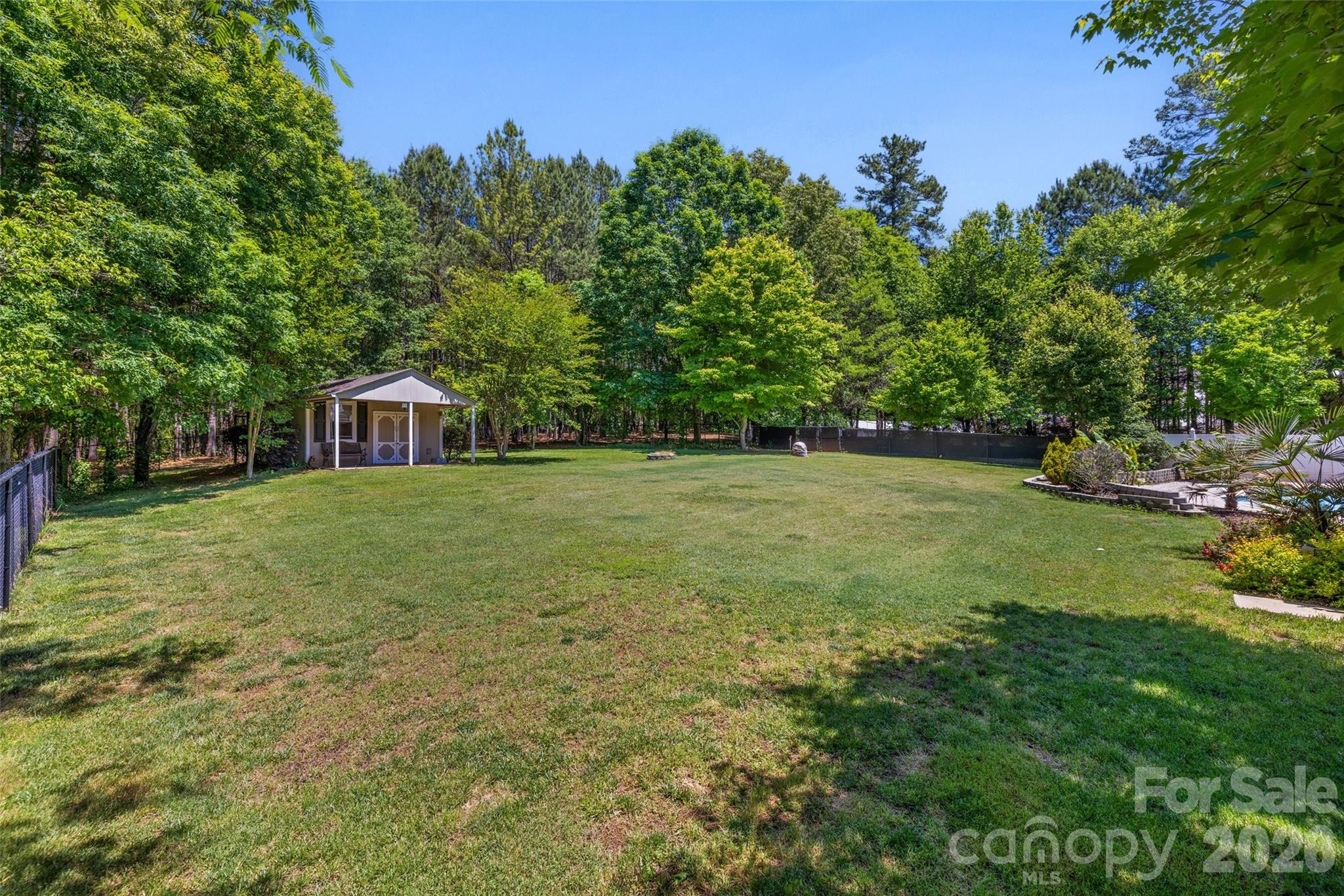 1606 Ferdinand Lane — York
