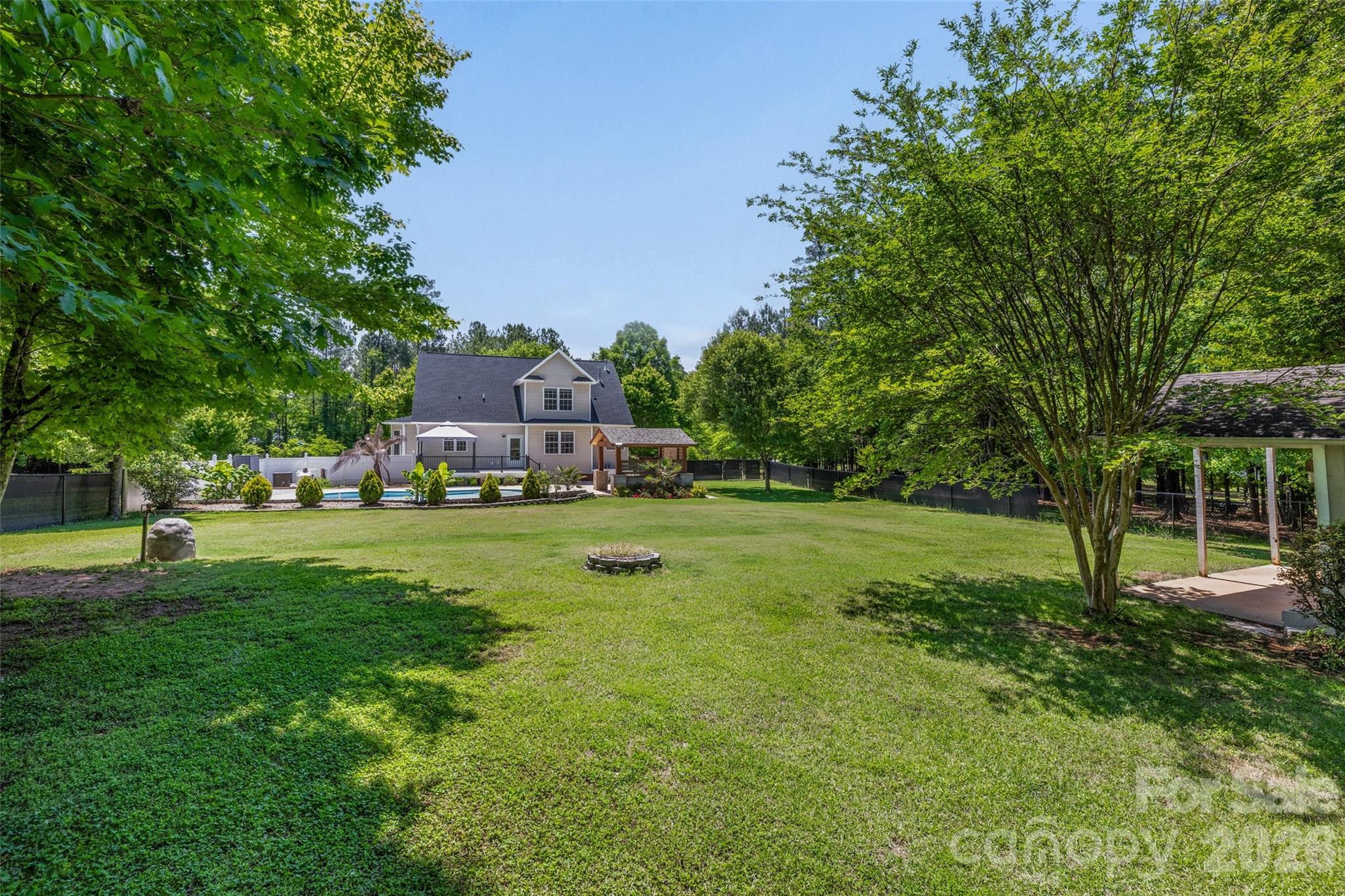1606 Ferdinand Lane — York