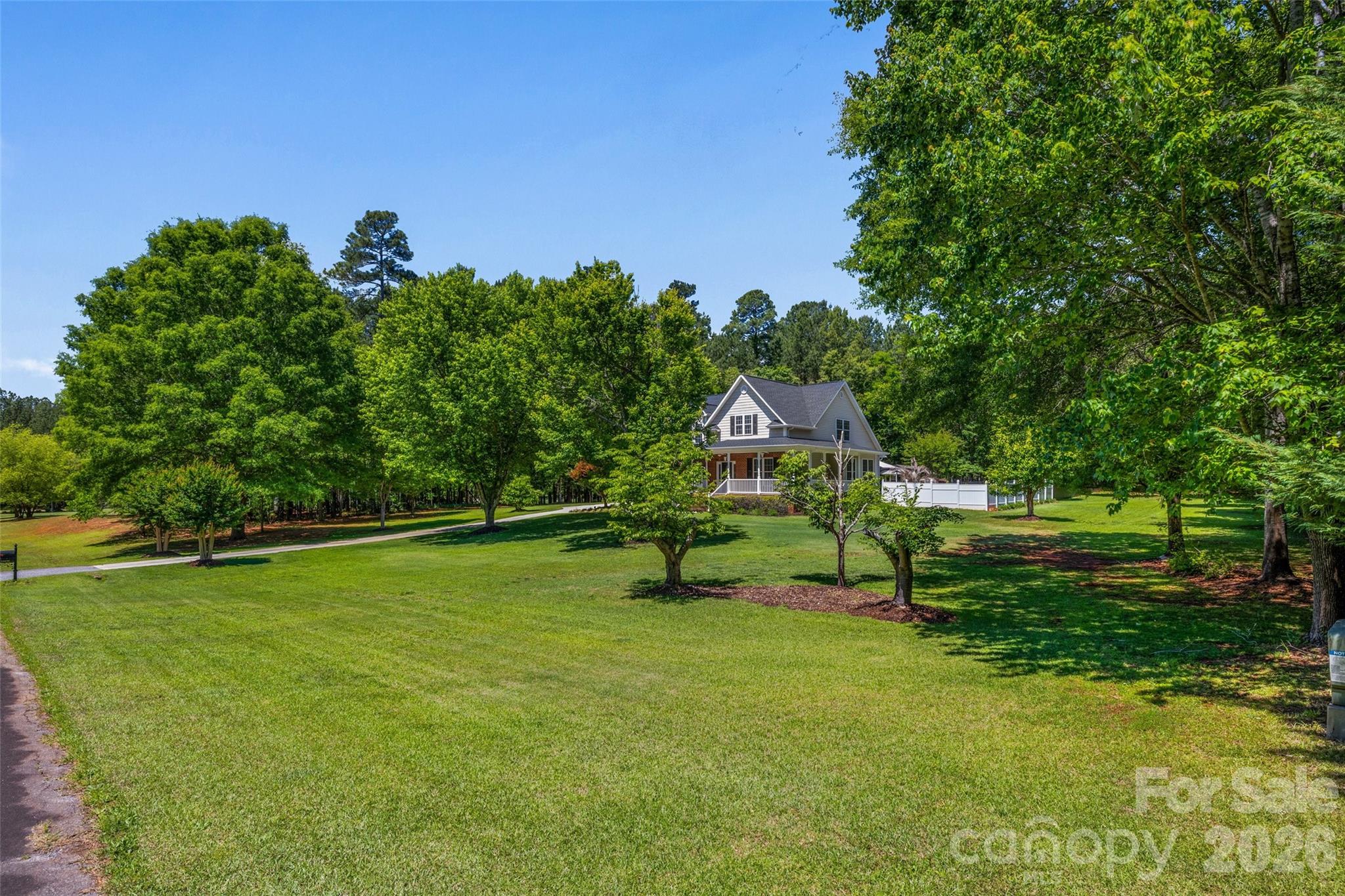 1606 Ferdinand Lane — York
